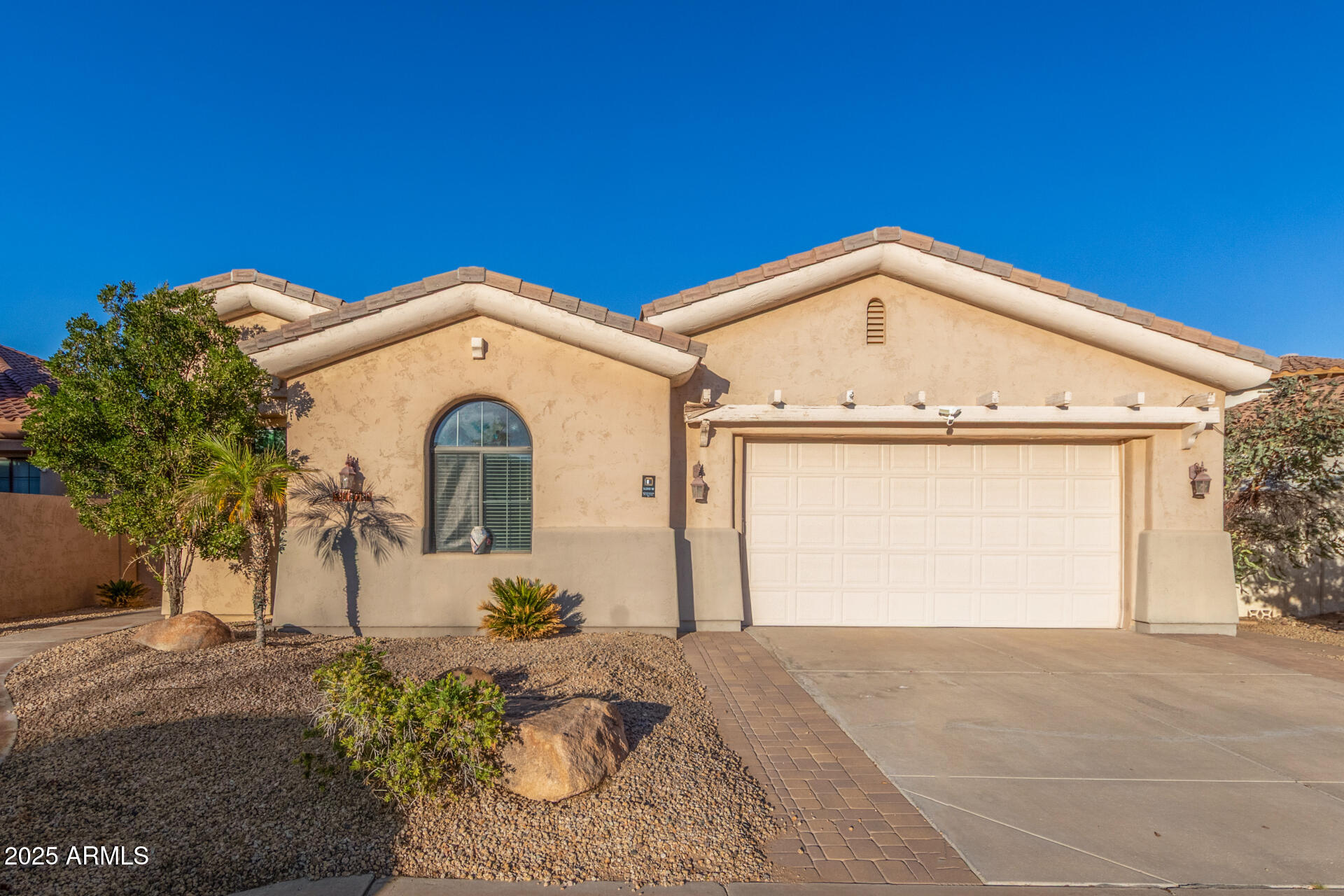 14380 W MONTE VISTA Road, Goodyear, AZ 85395 — Photo 1 of 37