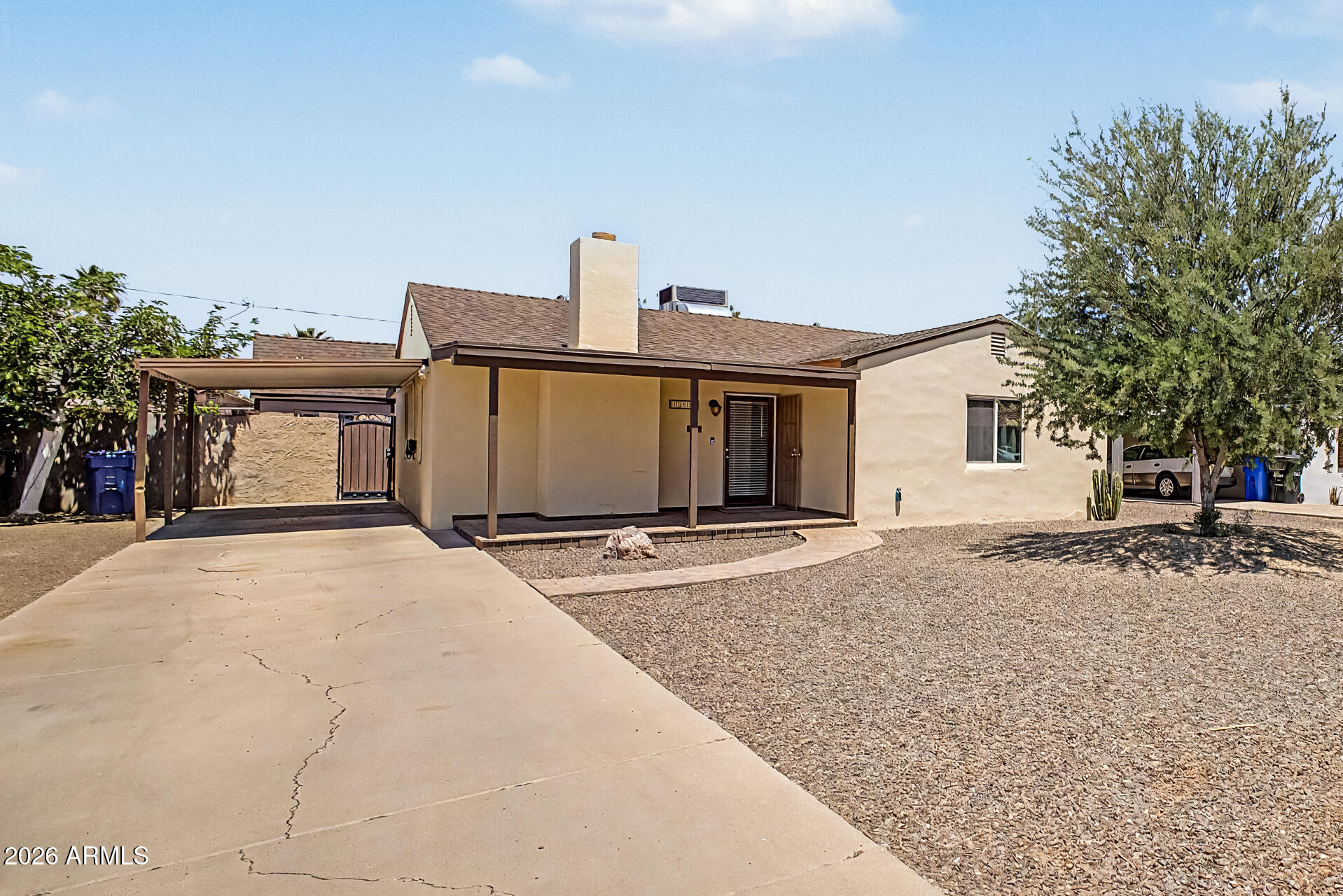 1216 W CLARENDON Avenue, Phoenix, AZ 85013 — Photo 1 of 38