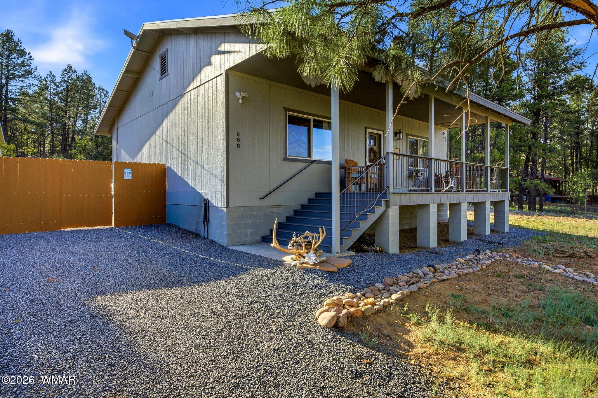 588 Rim Road, Pinedale, AZ 85934