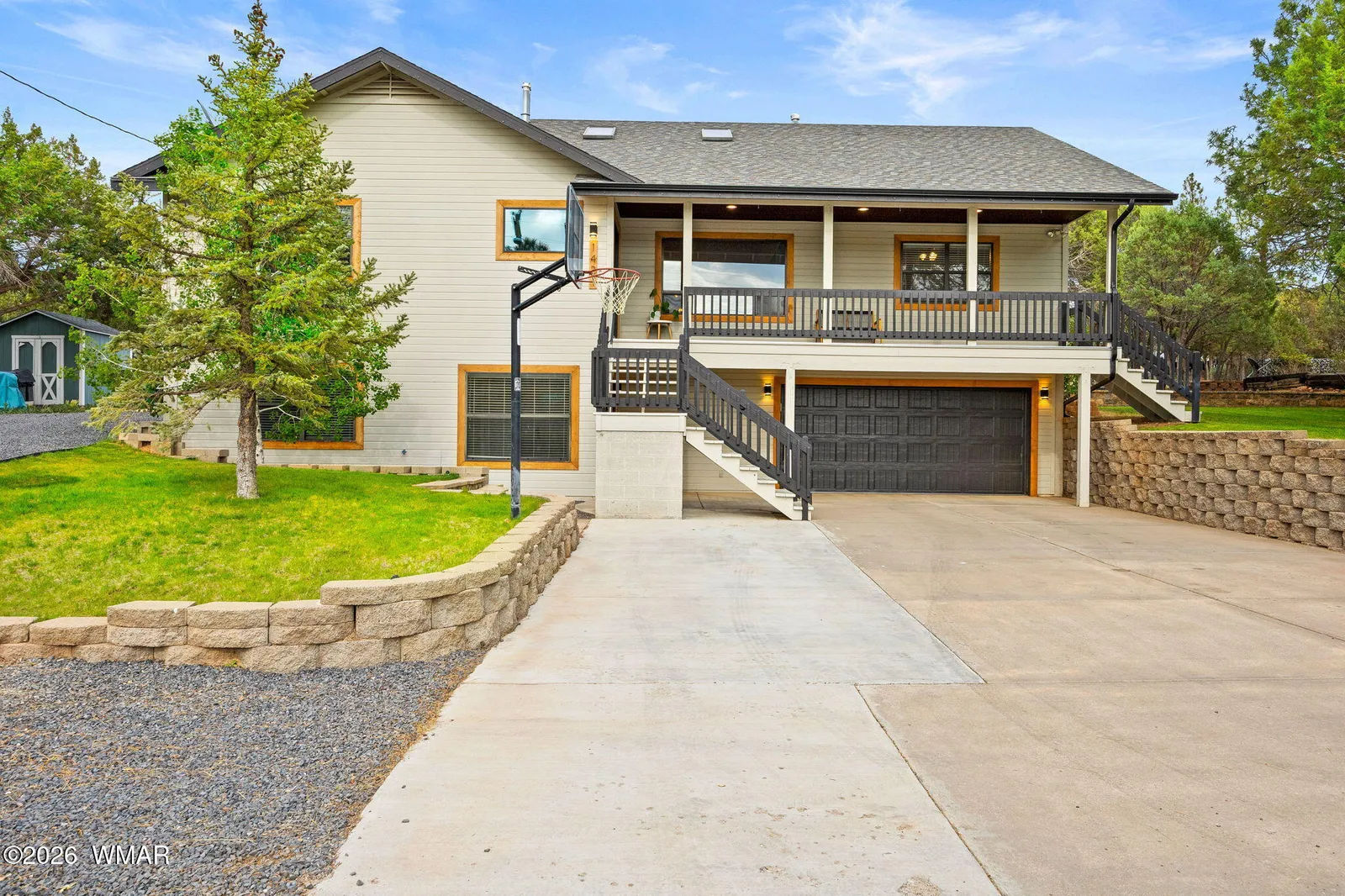 1421 N 36th Drive, Show Low, AZ 85901 — Photo 1 of 48