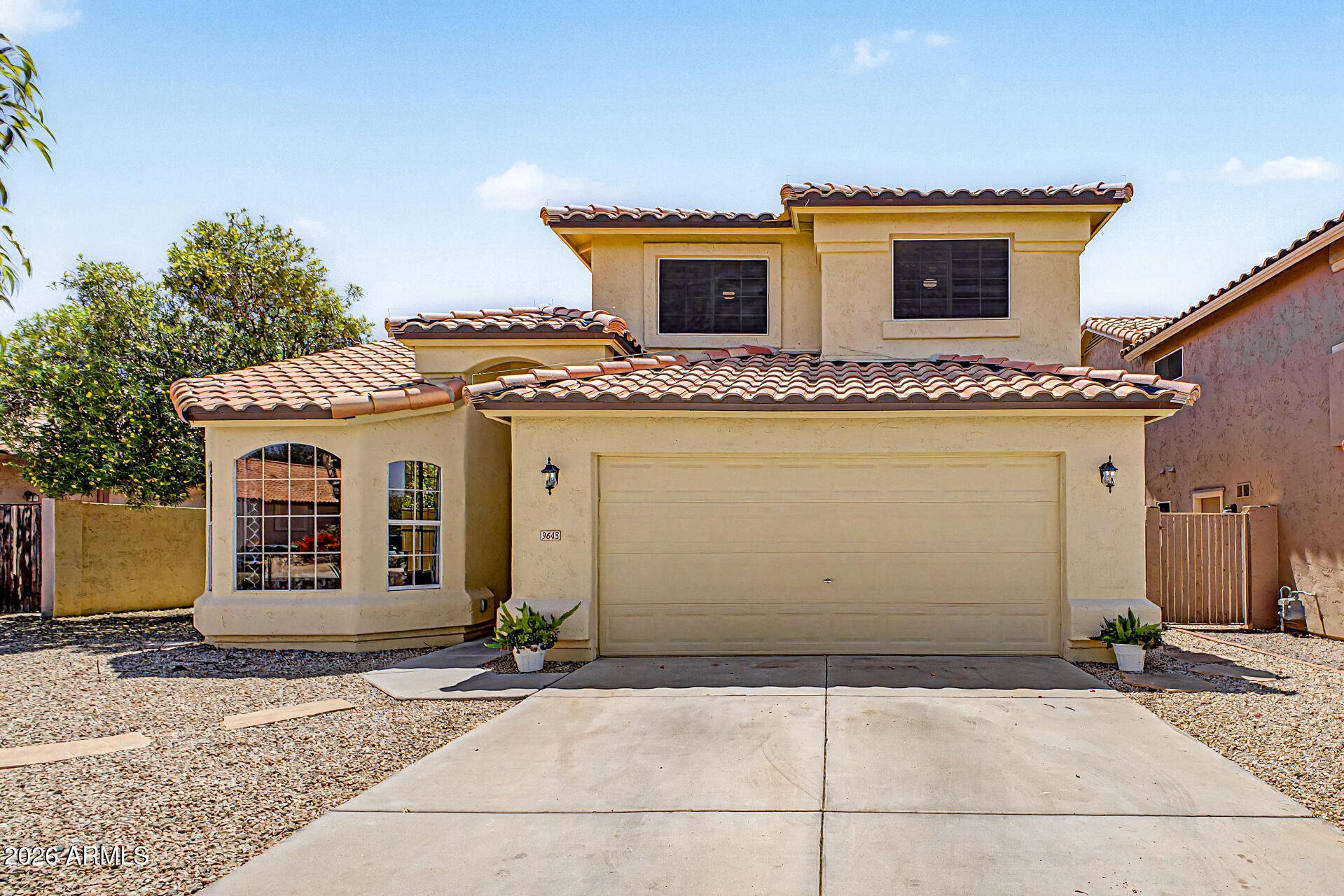 9643 W RUNION Drive, Peoria, AZ 85382 — Photo 1 of 35