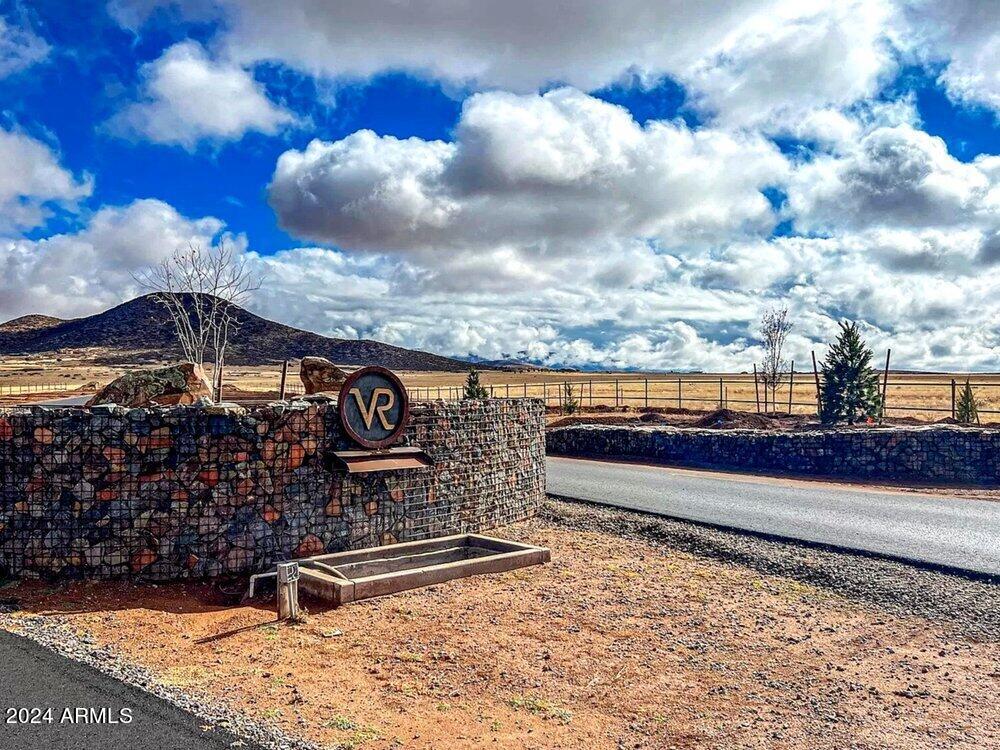 9255 N Feather Trace Road 17, Prescott Valley, AZ 86314 — Photo 1 of 9
