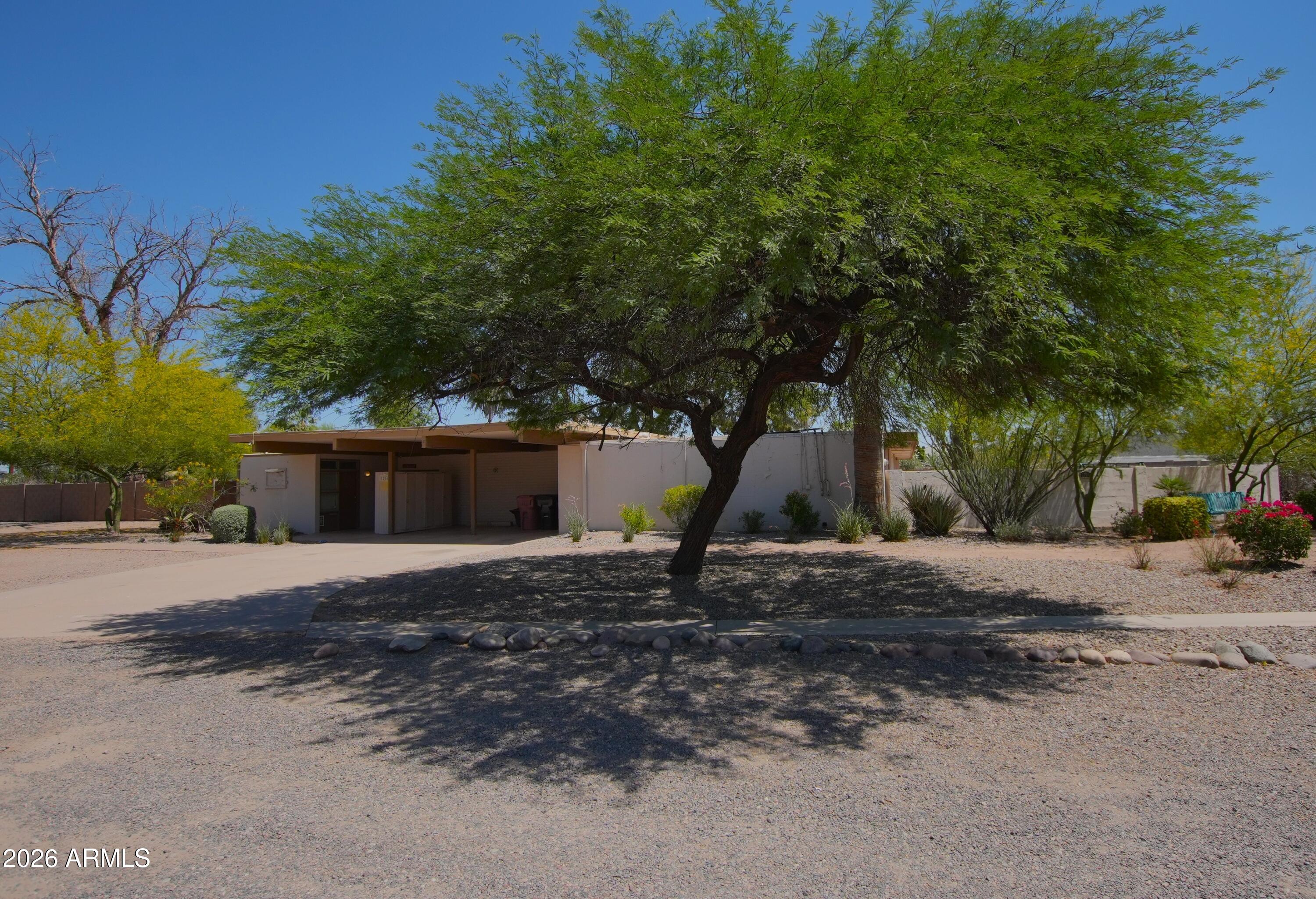 8204 E MONTEREY Way, Scottsdale, AZ 85251 — Photo 1 of 44