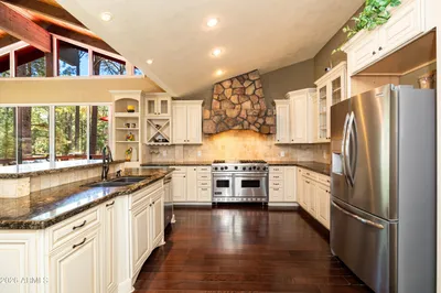 Thumbnail 13