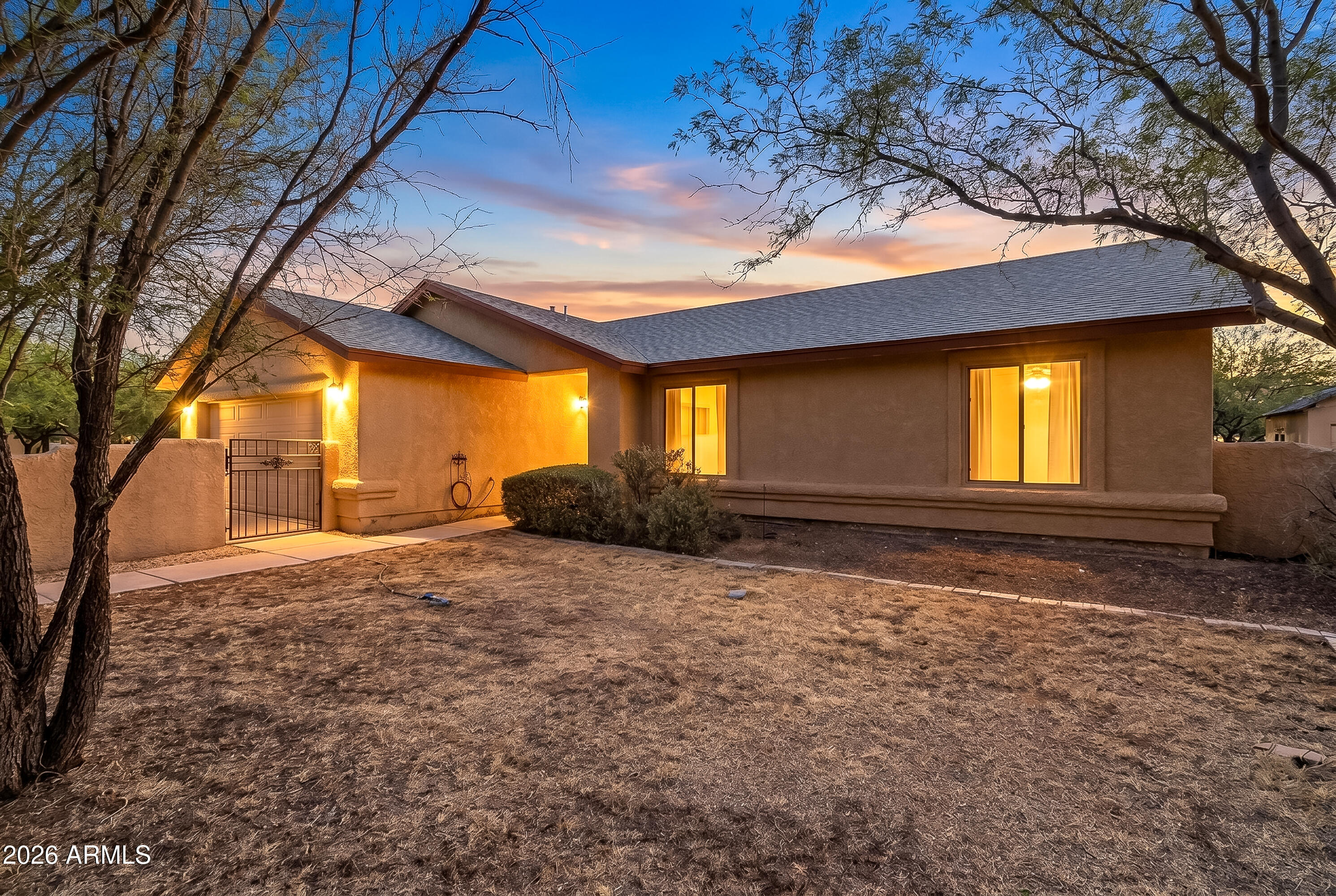6222 S CALLE DE LA ROSA Road, Hereford, AZ 85615 — Photo 1 of 48