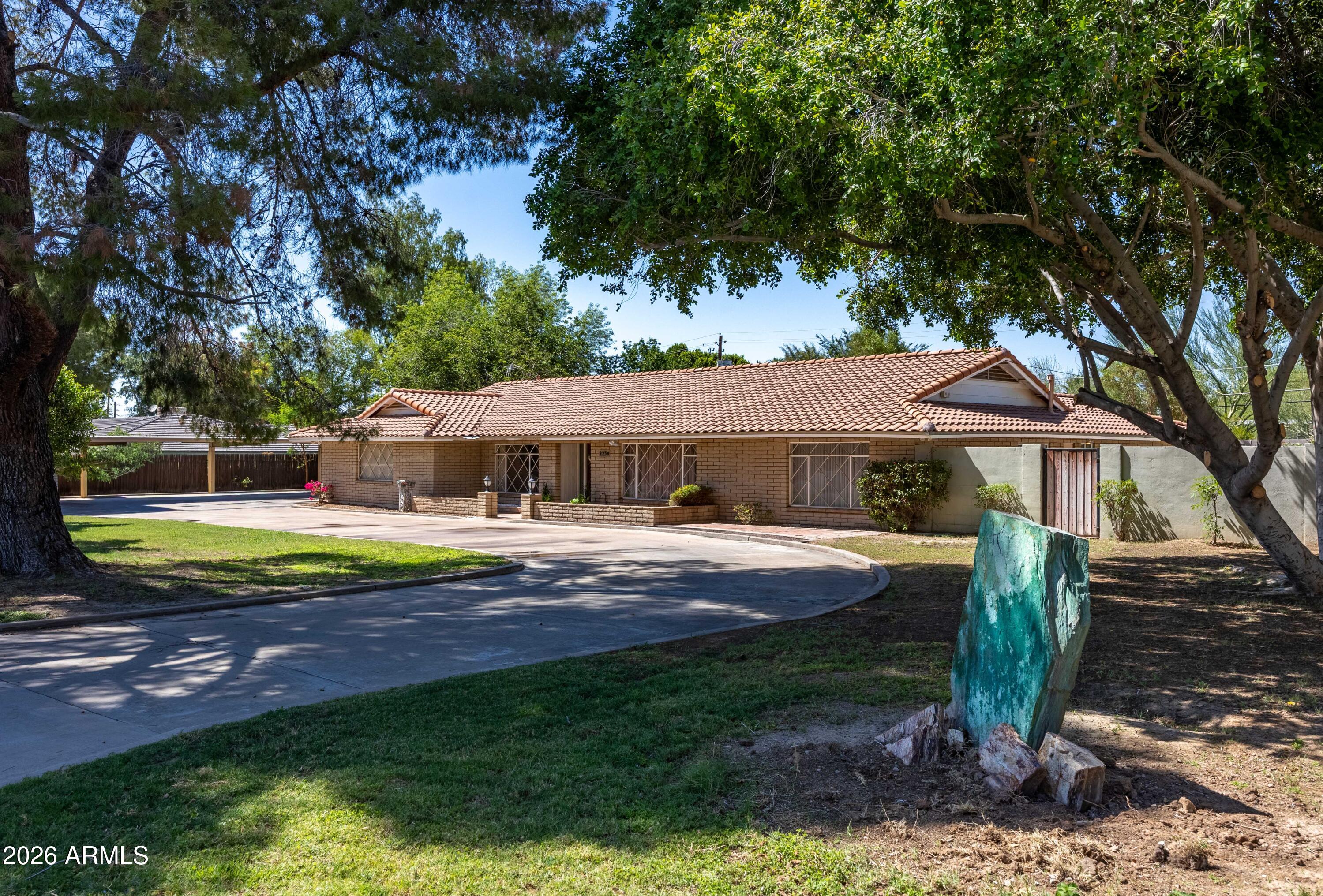 2234 E MISSOURI Avenue, Phoenix, AZ 85016 — Photo 1 of 44