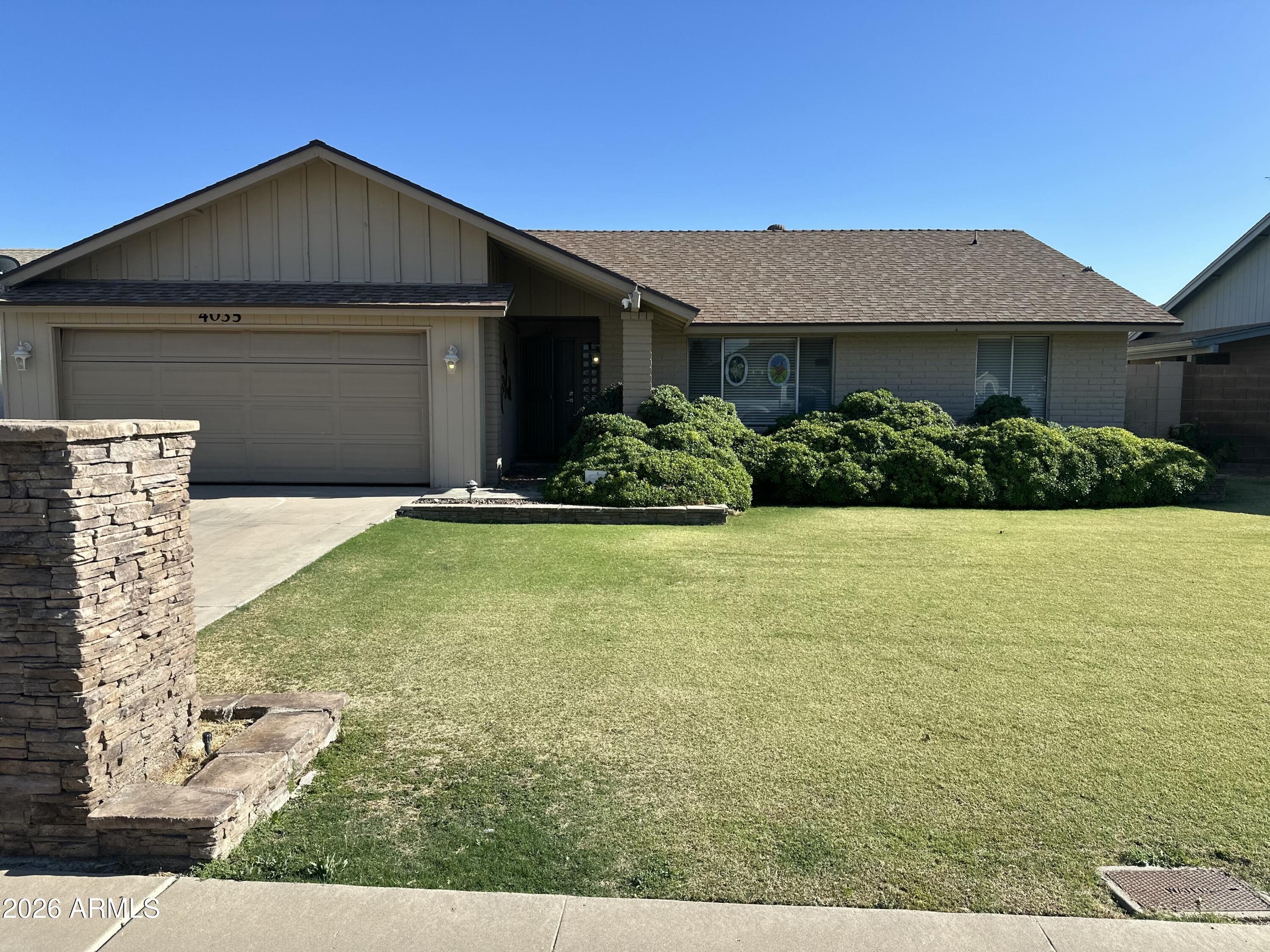 4035 W DAHLIA Drive, Phoenix, AZ 85029 — Photo 1 of 10