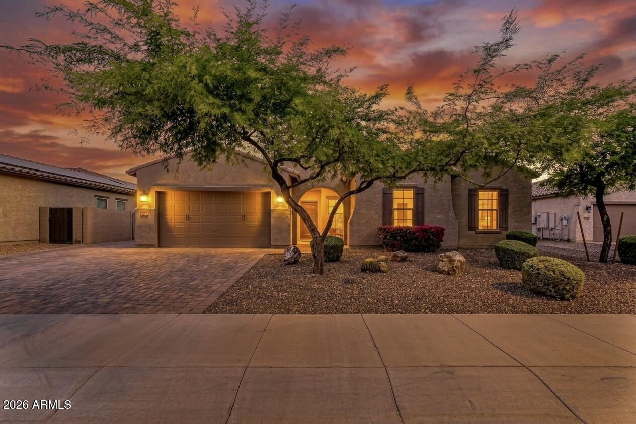 18160 W DEVONSHIRE Avenue, Goodyear, AZ 85395 — Photo 1 of 41