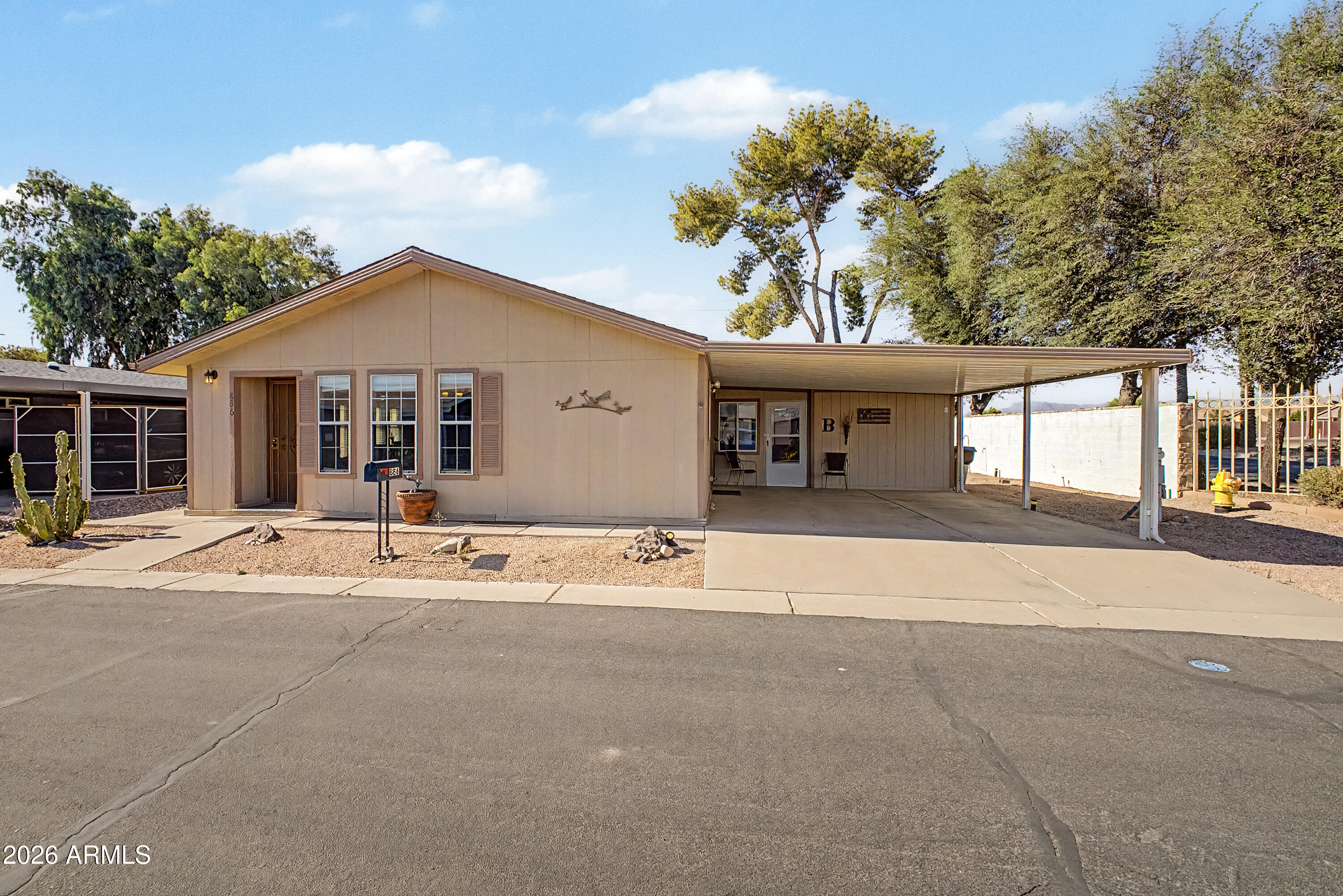 886 E Eagle Drive, San Tan Valley, AZ 85140 — Photo 1 of 18