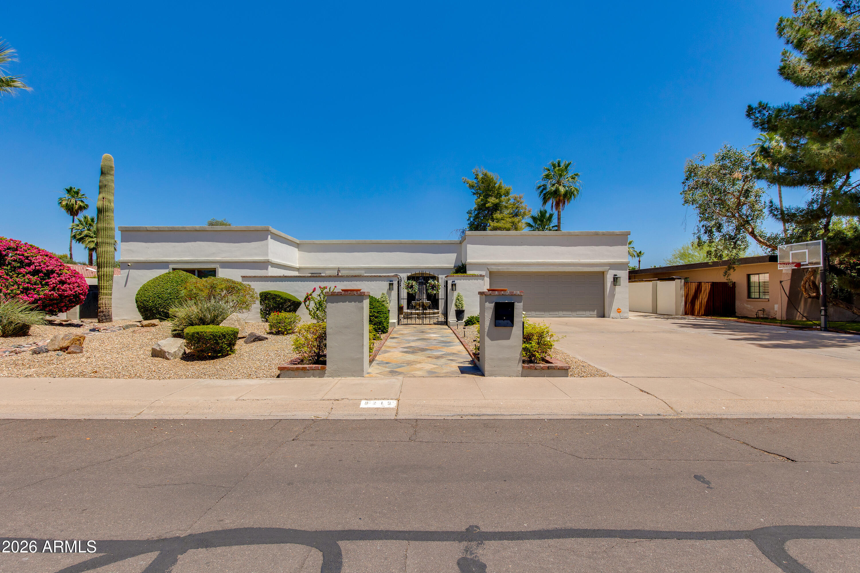 8219 N 3RD Avenue, Phoenix, AZ 85021 — Photo 1 of 52
