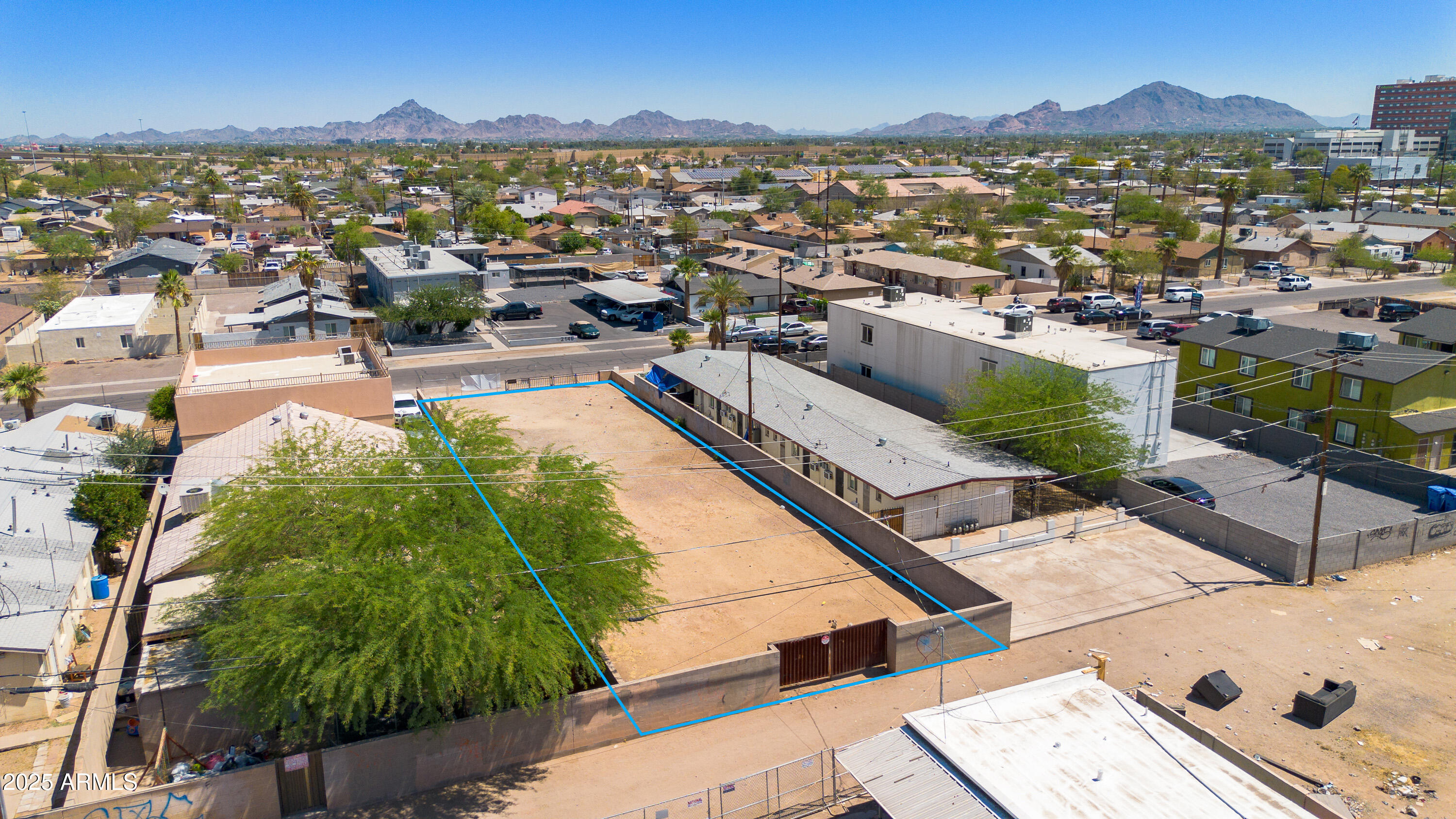 2145 E TAYLOR Street 11, Phoenix, AZ 85006 — Photo 1 of 16