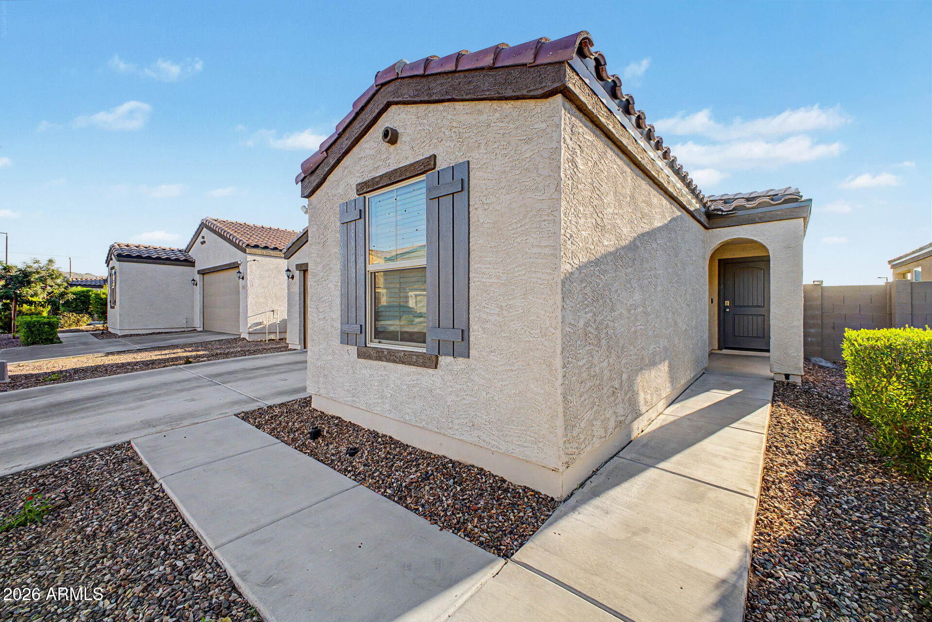 5830 S 23RD Drive, Phoenix, AZ 85041 — Photo 1 of 40