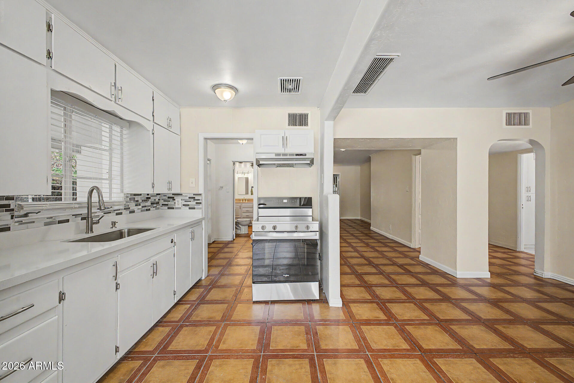 Thumbnail 18