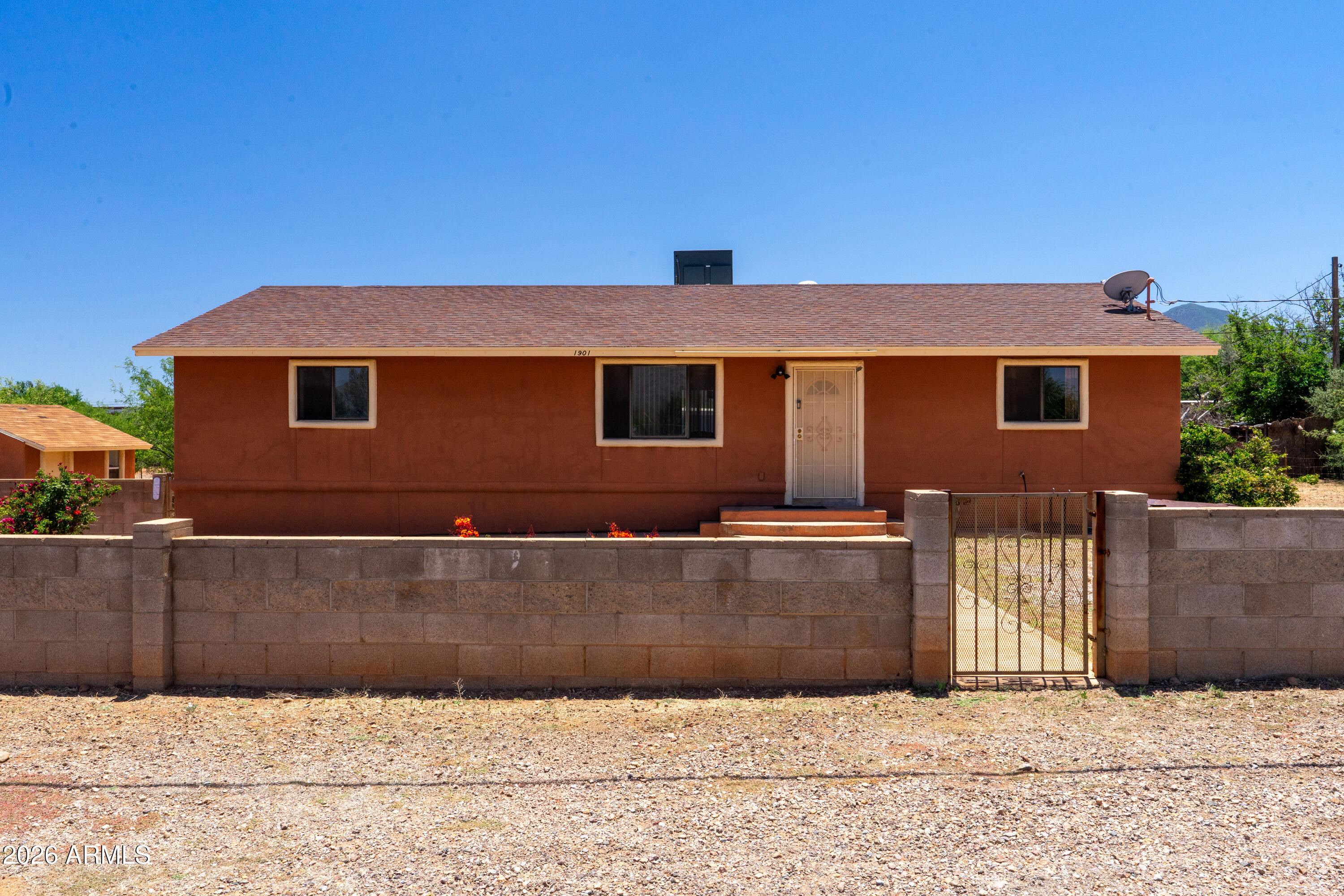 1901 W Newell Street, Naco, AZ 85620 — Photo 1 of 33