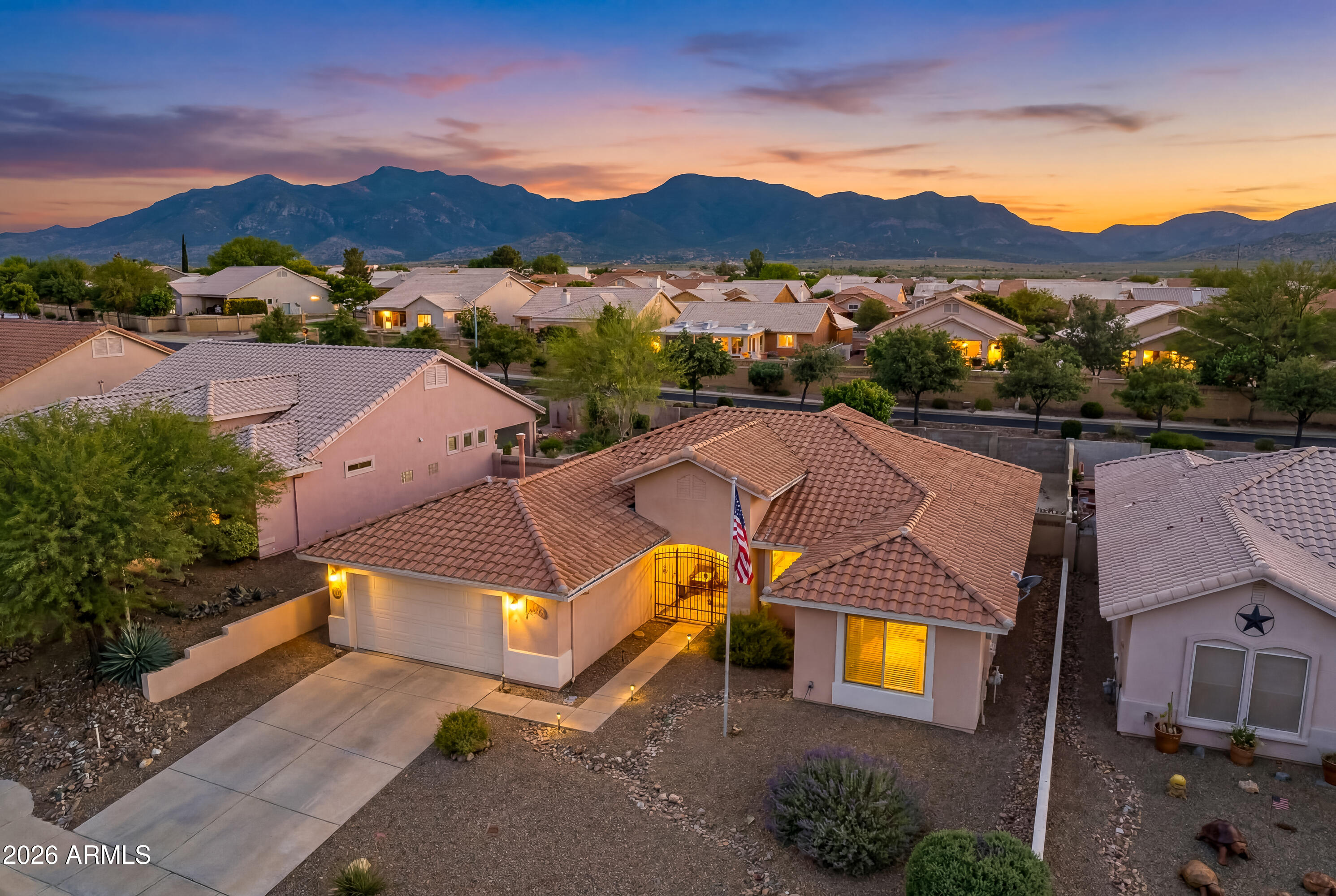 2718 AVONDALE Drive, Sierra Vista, AZ 85650 — Photo 1 of 42