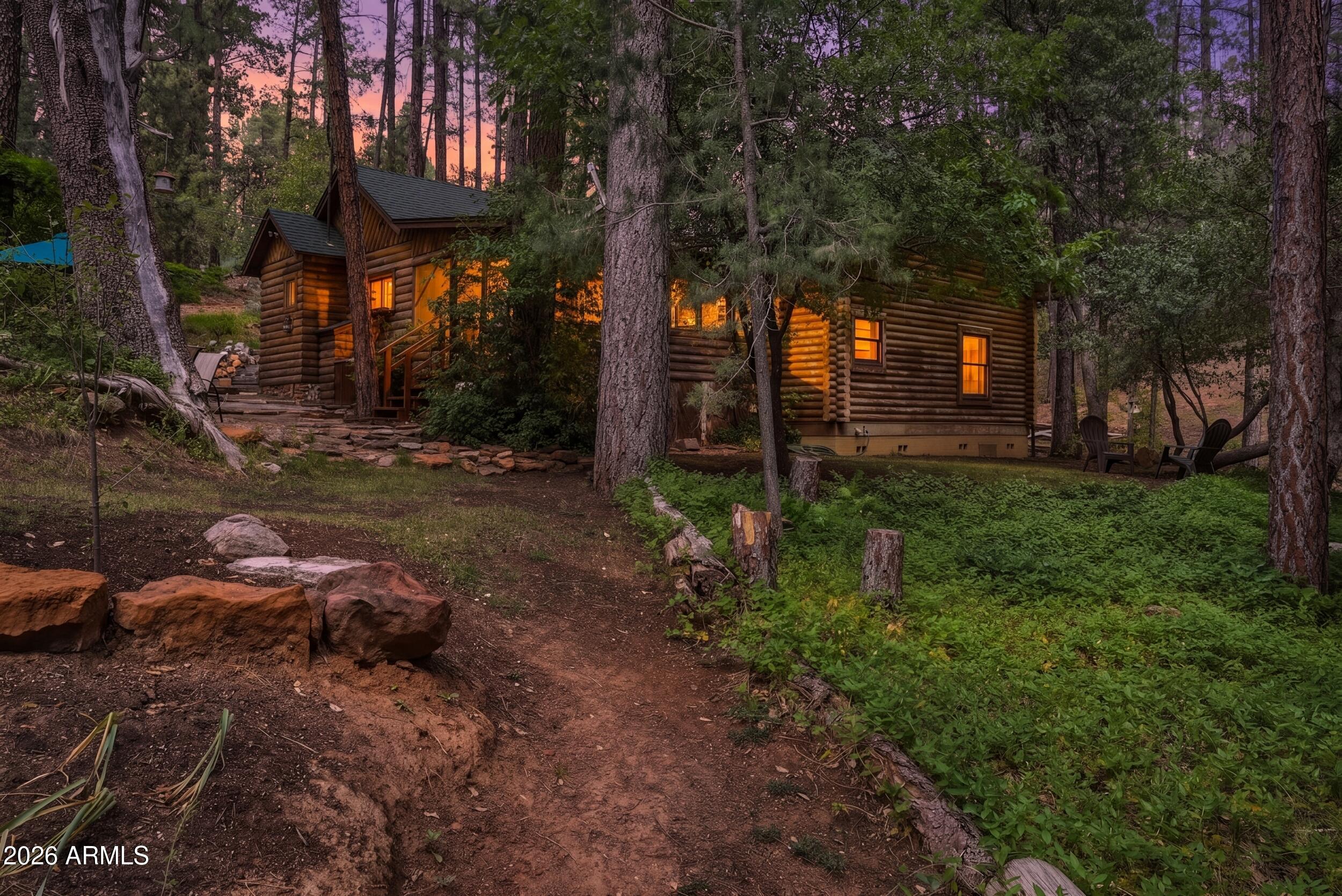 295 S JEFFERSON Drive, Payson, AZ 85541 — Photo 1 of 35