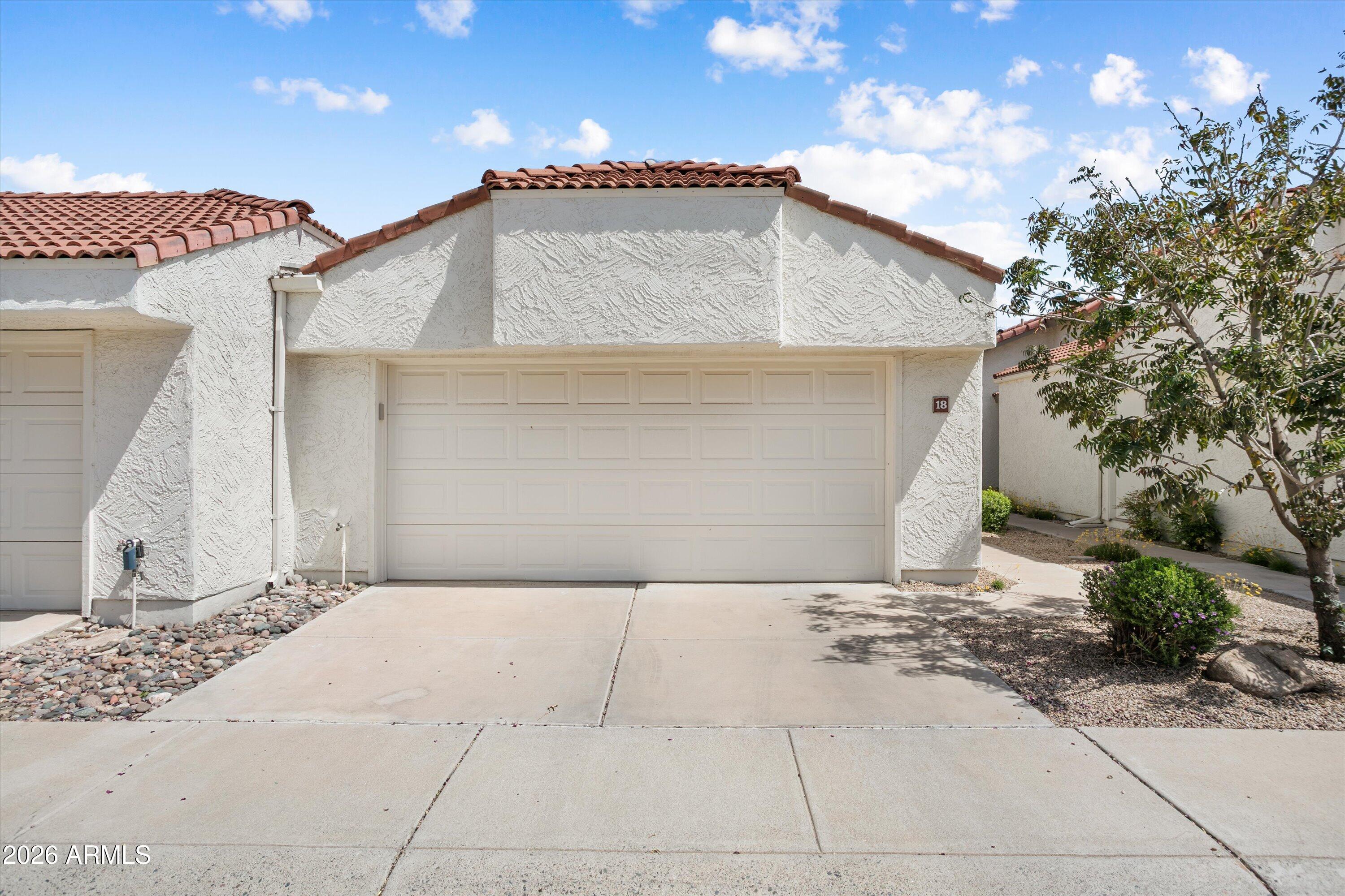 15020 N 40TH Street N 18, Phoenix, AZ 85032 — Photo 1 of 28
