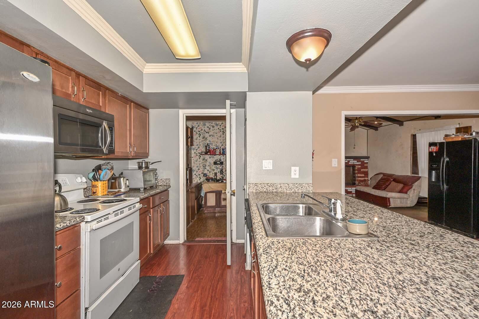 Thumbnail 16