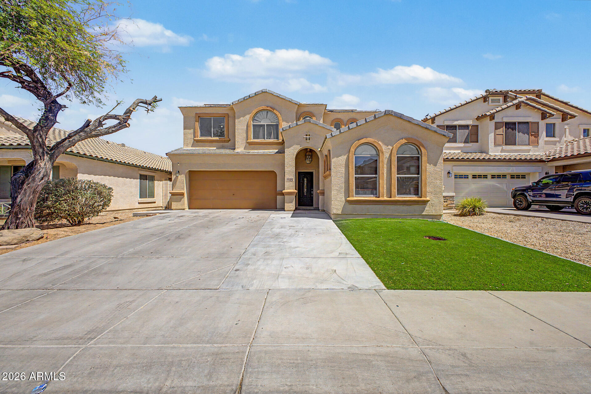 9204 W RIVERSIDE Avenue, Tolleson, AZ 85353 — Photo 1 of 39