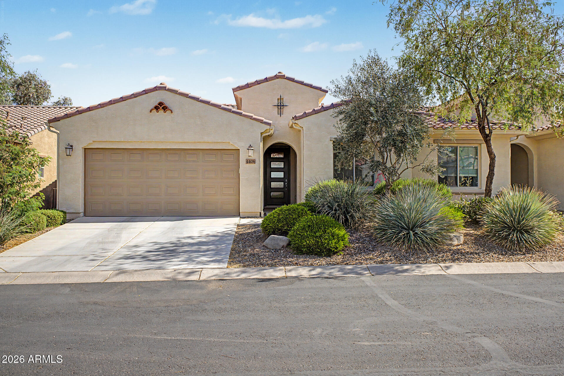 4406 W HANNA Drive, Eloy, AZ 85131 — Photo 1 of 54