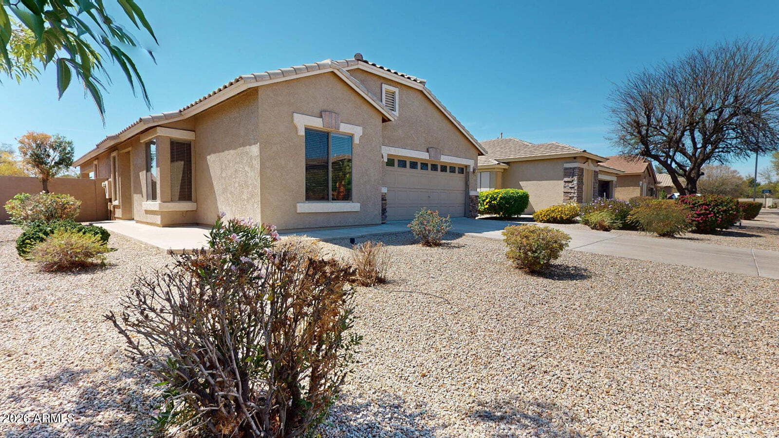871 E SHERRI Drive, Gilbert, AZ 85296 — Photo 1 of 33
