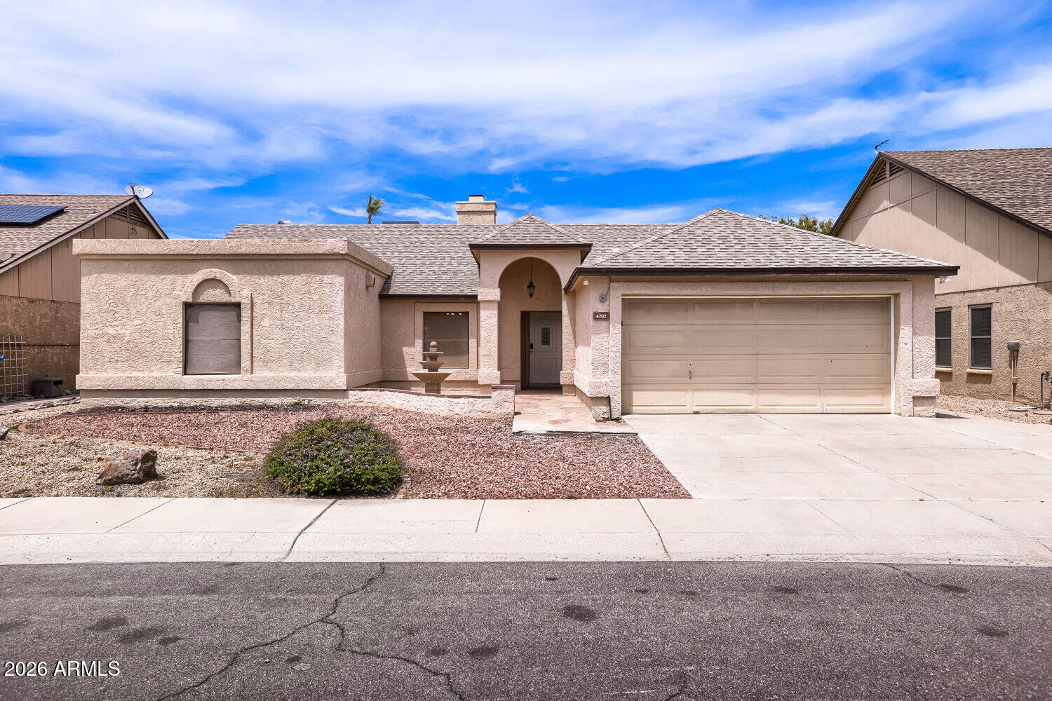 4202 W CIELO GRANDE, Glendale, AZ 85310 — Photo 1 of 28