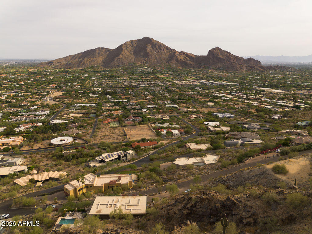 5743 E GLEN Drive 12, Paradise Valley, AZ 85253 — Photo 1 of 8