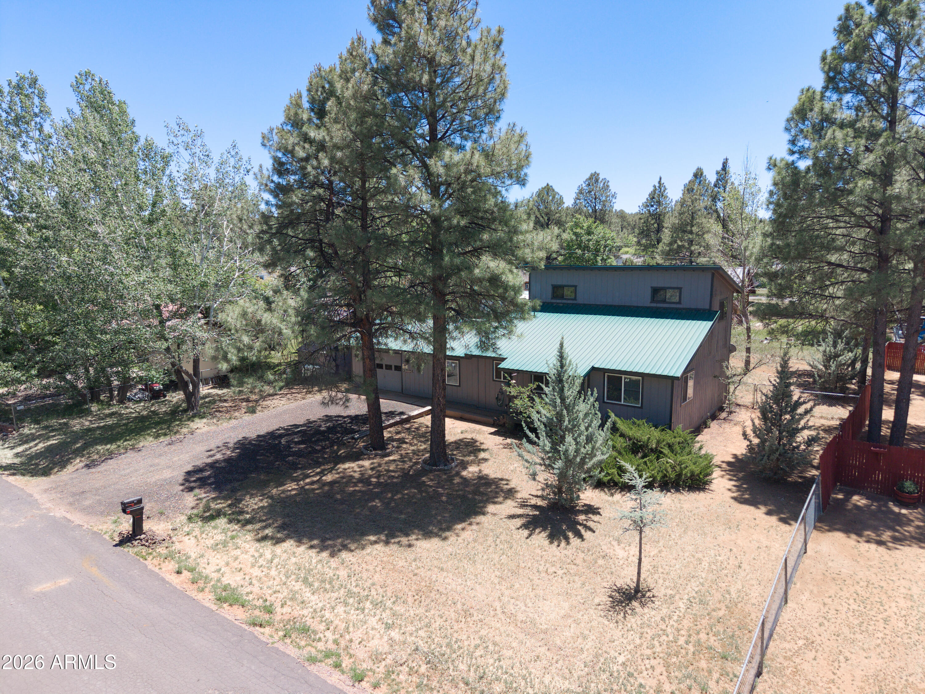 963 W Pima Lane, Pinetop-Lakeside, AZ 85929 — Photo 1 of 30