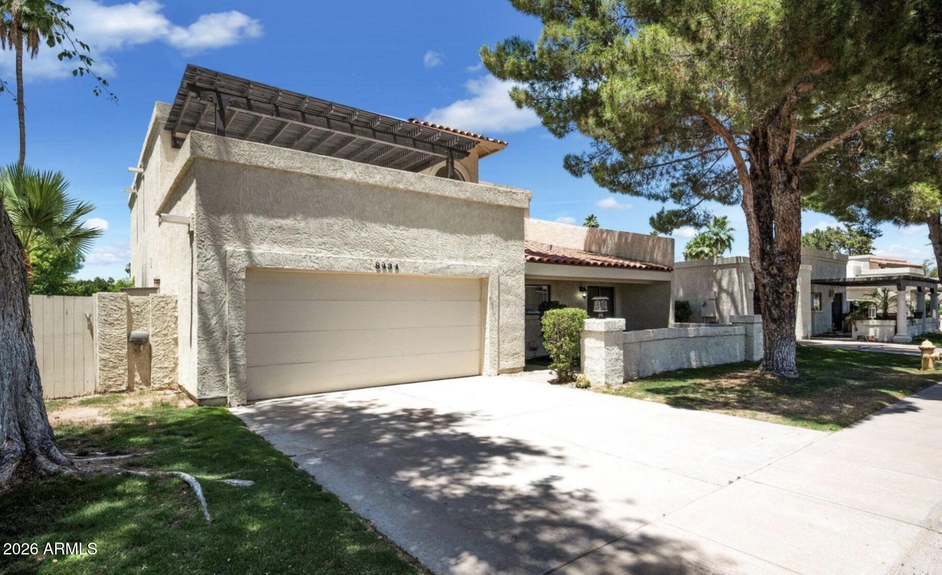 8434 E SAN BERNARDO Drive, Scottsdale, AZ 85258 — Photo 1 of 37