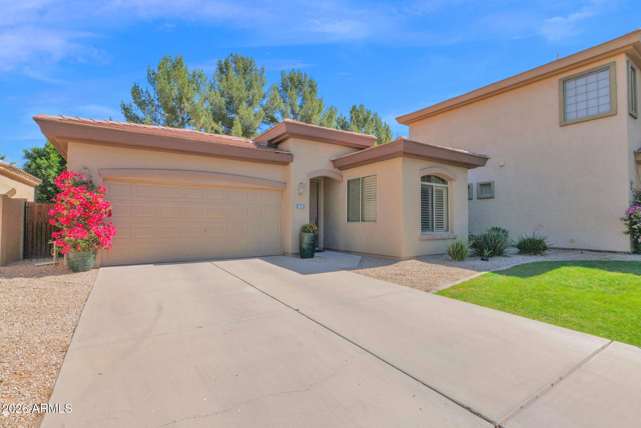 2018 W PERIWINKLE Way, Chandler, AZ 85248 — Photo 1 of 34