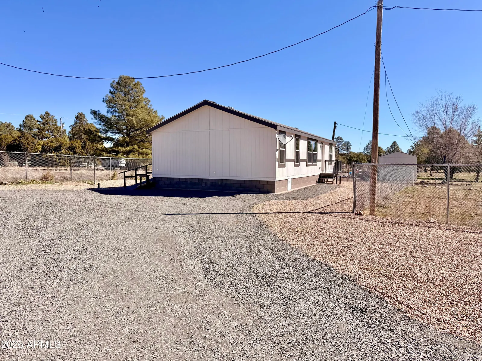 2122 MEADOW Lane, Overgaard, AZ 85933 — Photo 1 of 23