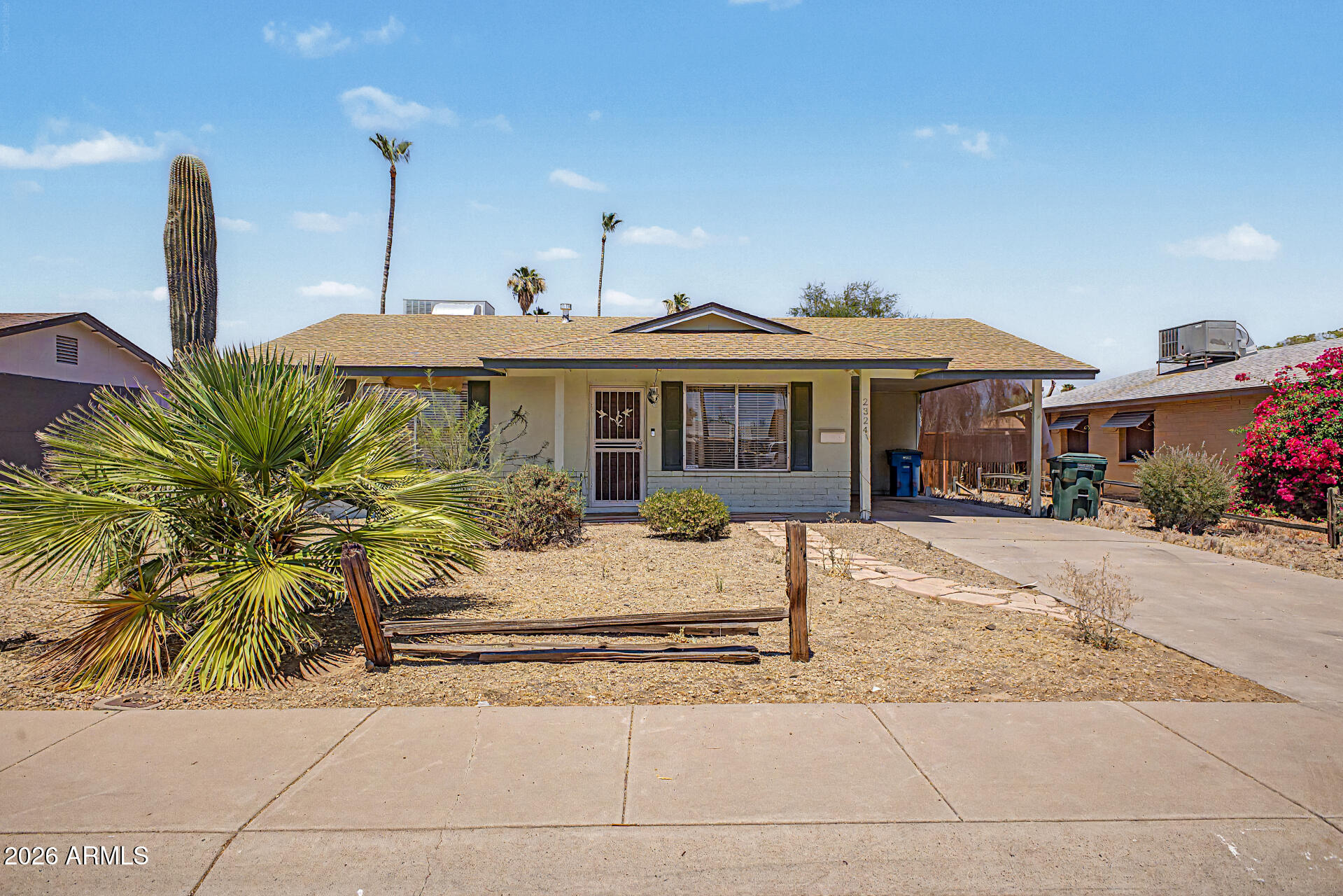 2324 W POINSETTIA Drive, Phoenix, AZ 85029 — Photo 1 of 41