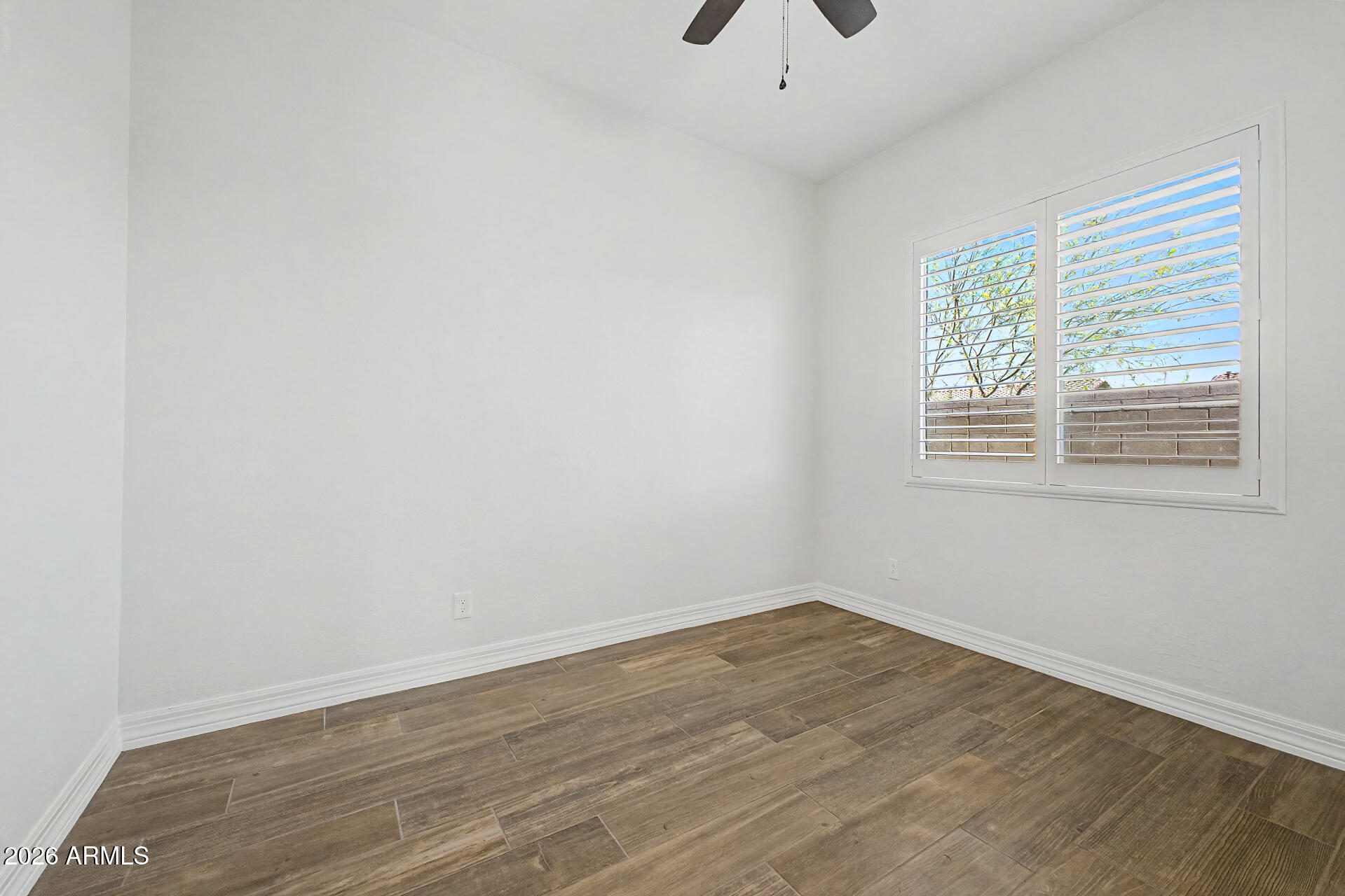 Thumbnail 36