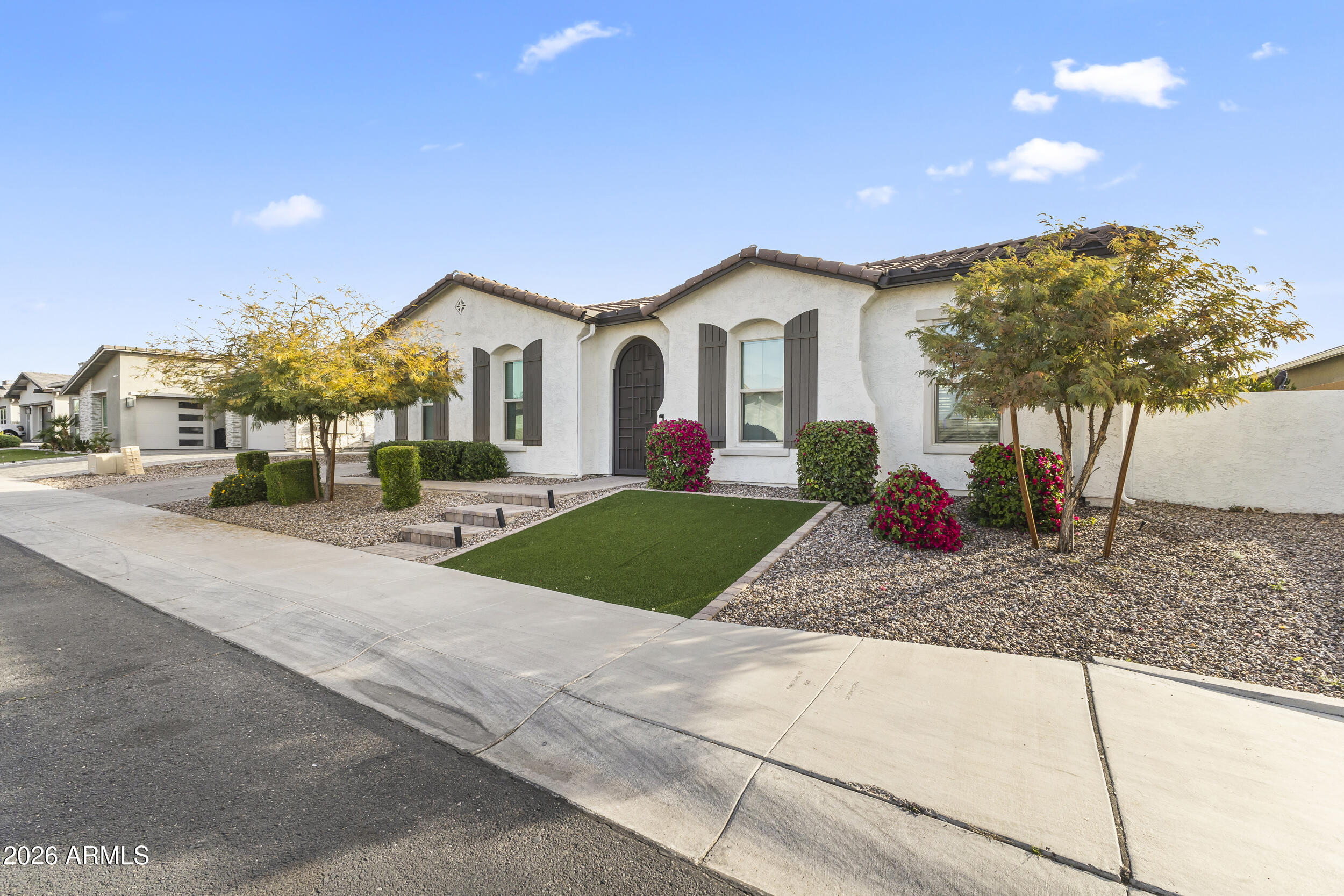 5255 N GINNING Drive, Litchfield Park, AZ 85340 — Photo 1 of 36