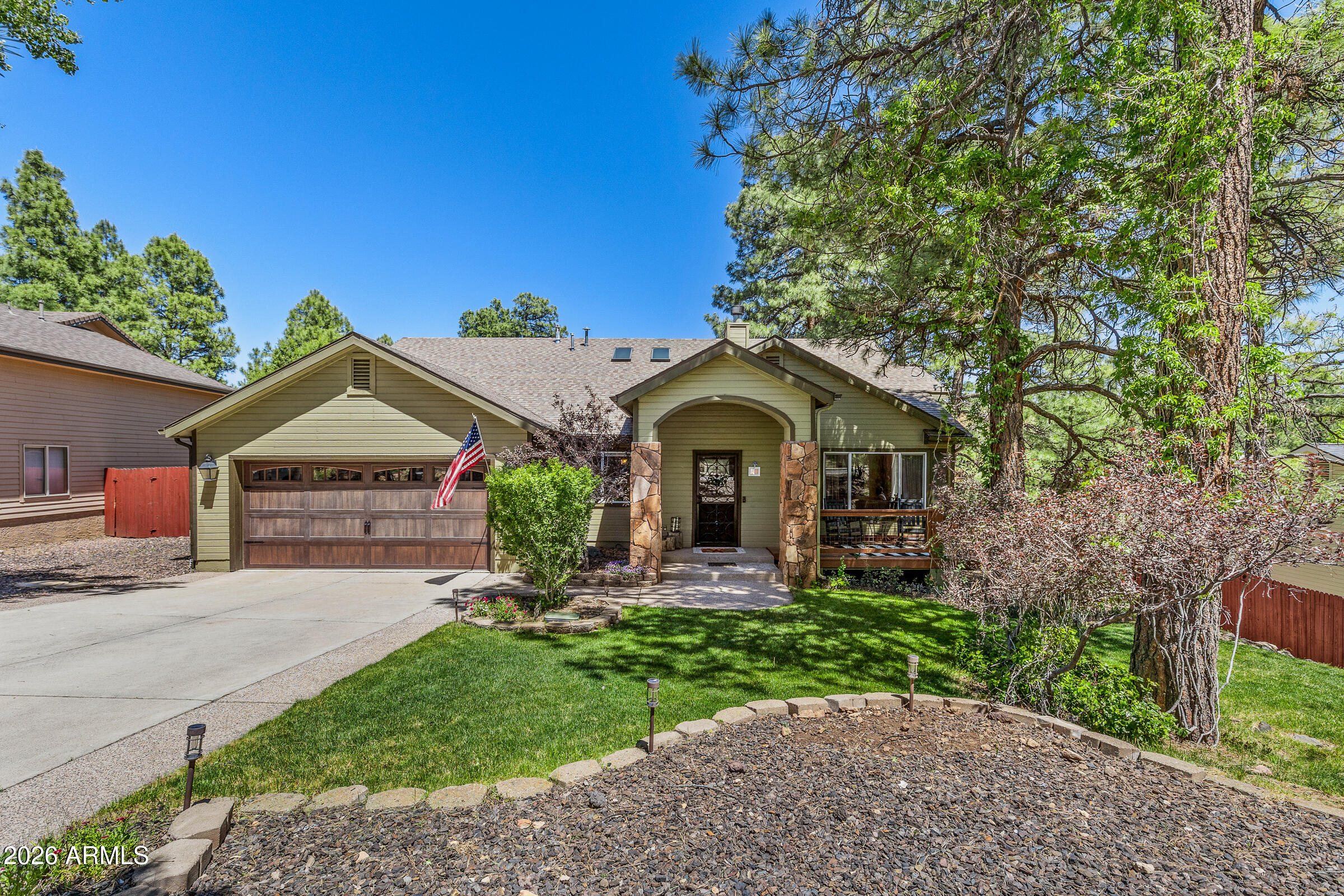 6194 E BARNEY Drive, Flagstaff, AZ 86004 — Photo 1 of 40