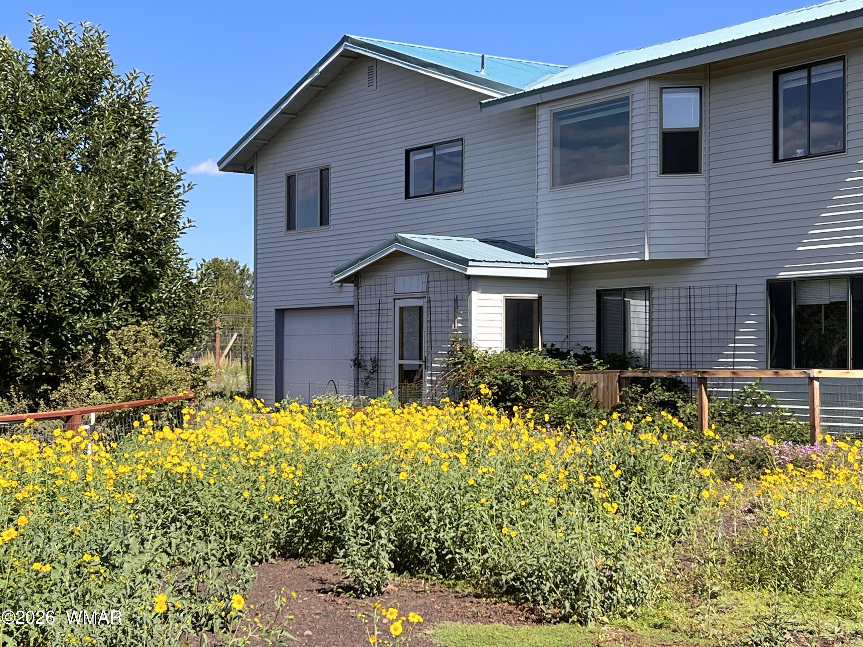 26 Palomino Place, Vernon, AZ 85940 — Photo 1 of 53