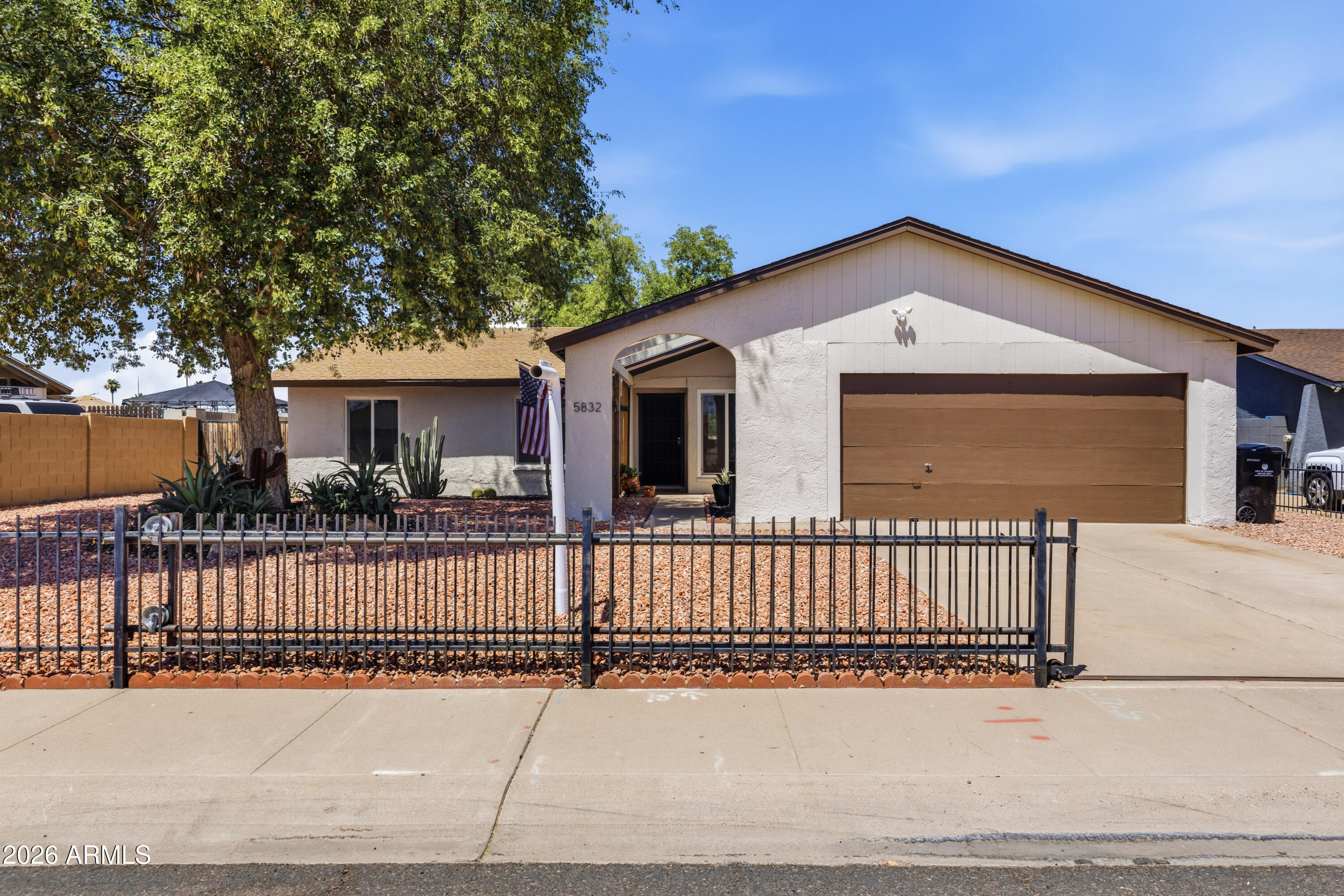 5832 S 45TH Street, Phoenix, AZ 85040 — Photo 1 of 31