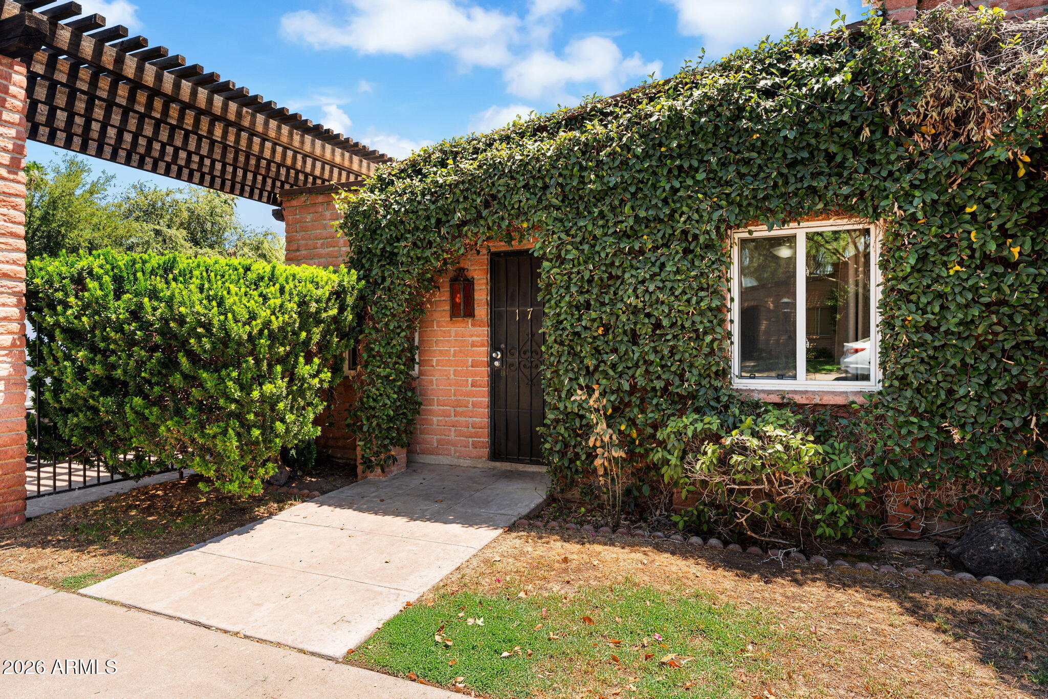 3002 N 32ND Street 17, Phoenix, AZ 85018 — Photo 1 of 33
