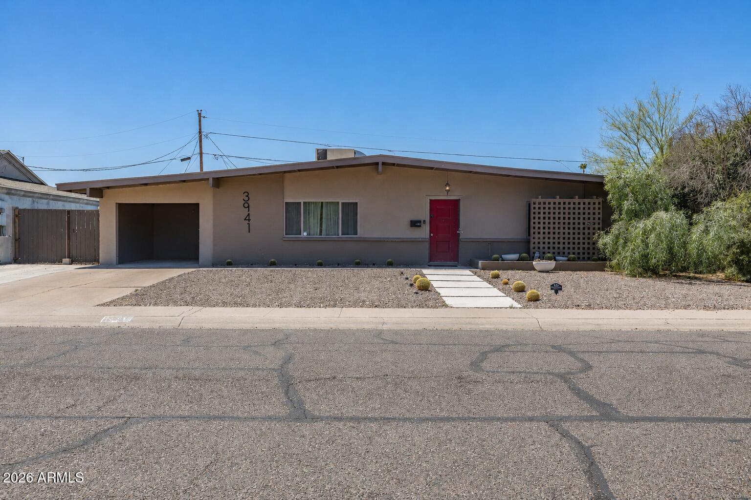 3941 E MERCER Lane, Phoenix, AZ 85028 — Photo 1 of 17