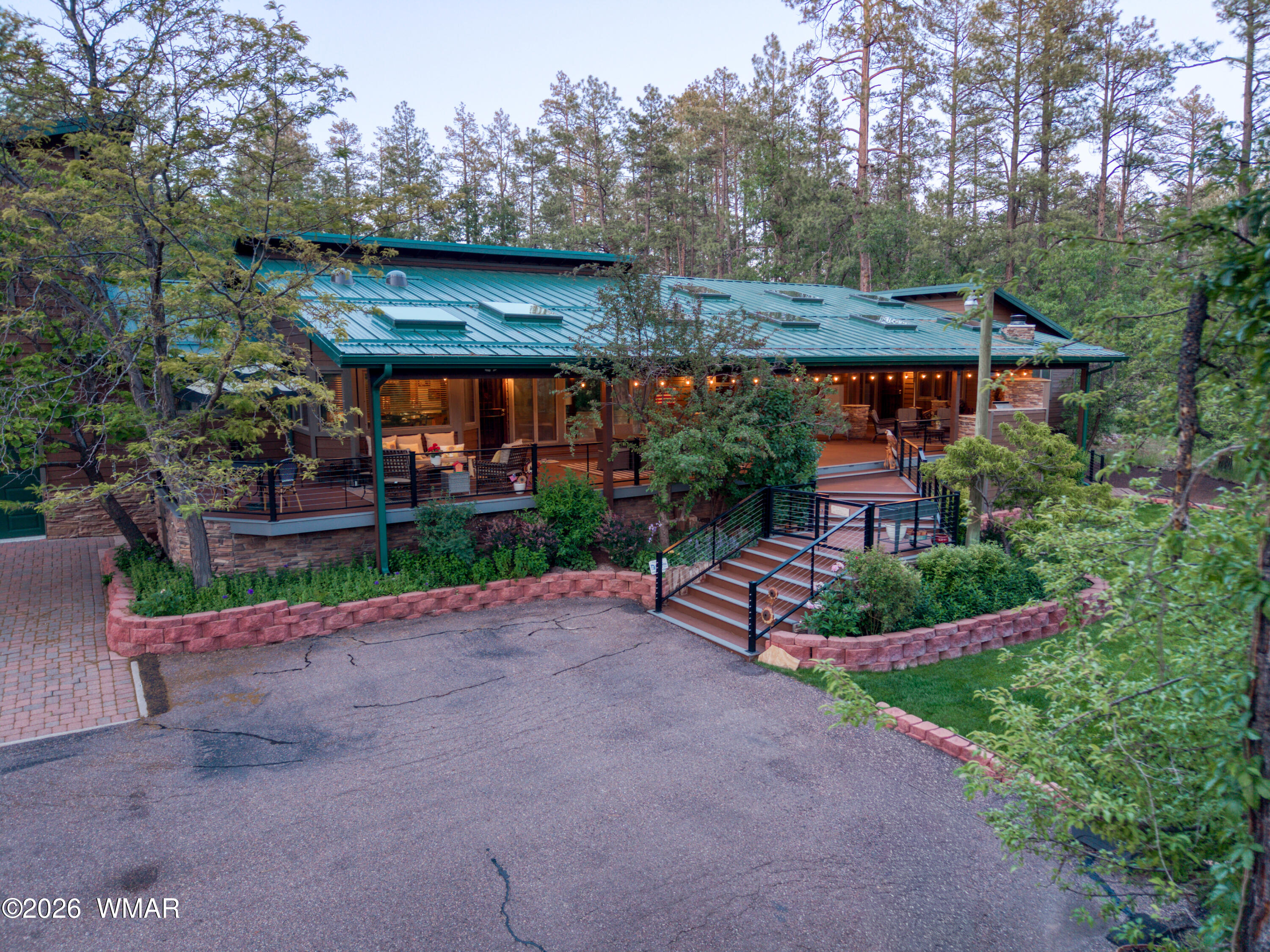 535 E Woodland Lake Road, Pinetop, AZ 85935 — Photo 1 of 88