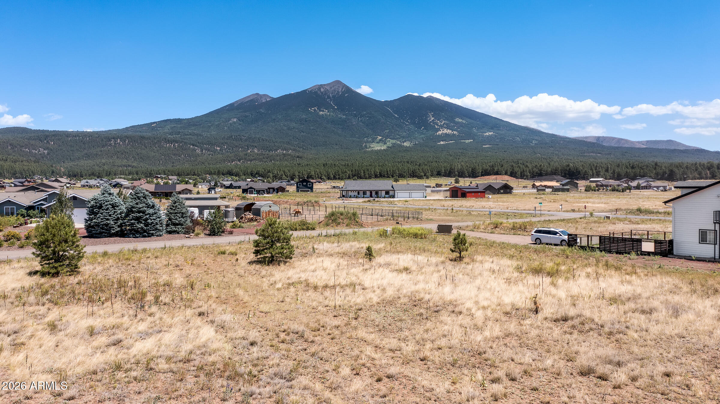 7289 W DREAMVIEW Trail -, Flagstaff, AZ 86001 — Photo 1 of 21