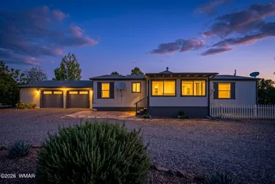 2136 Shell Canyon Road, Overgaard, AZ 85933