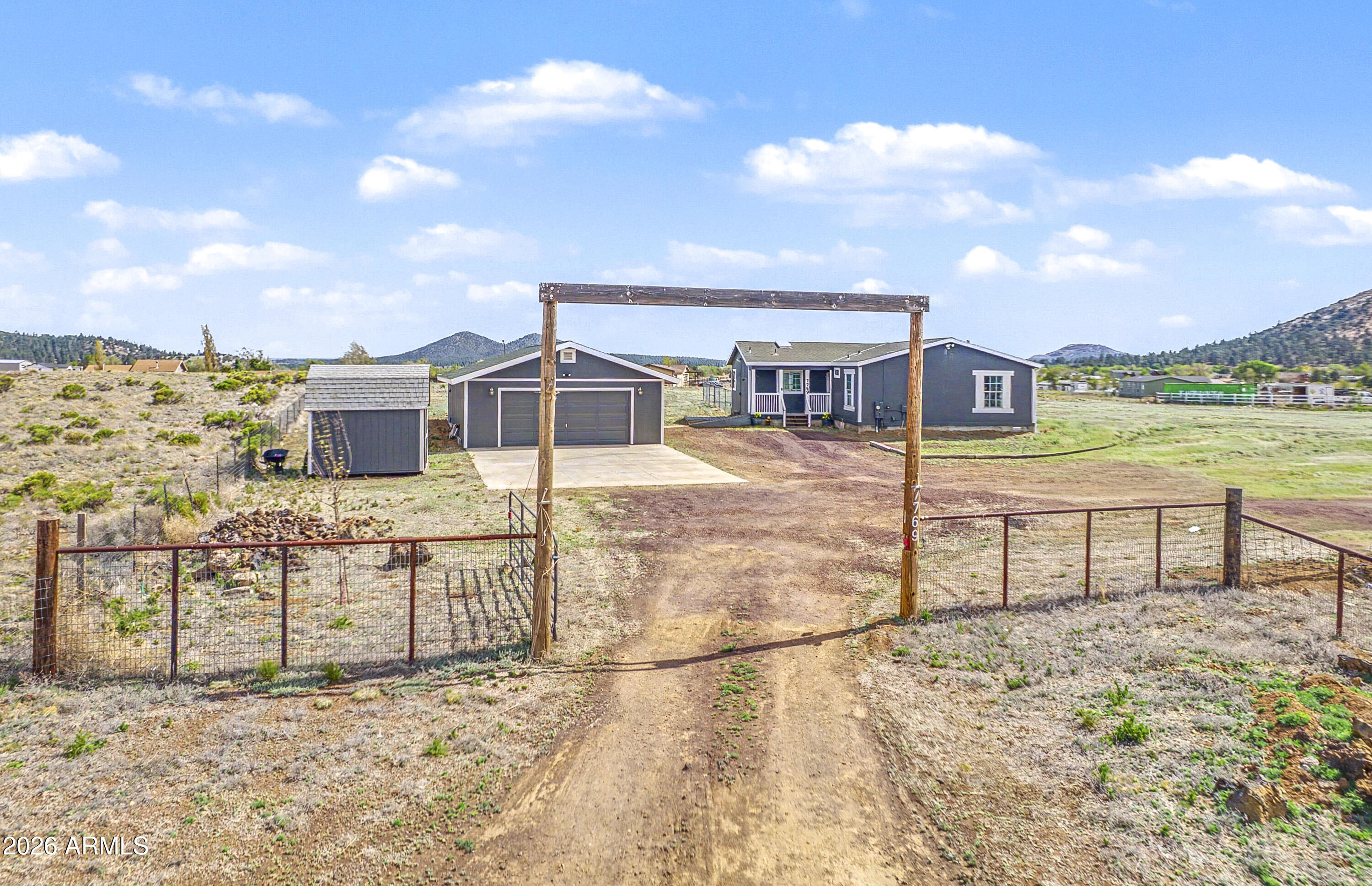 7769 EMILY Way, Flagstaff, AZ 86004 — Photo 1 of 34