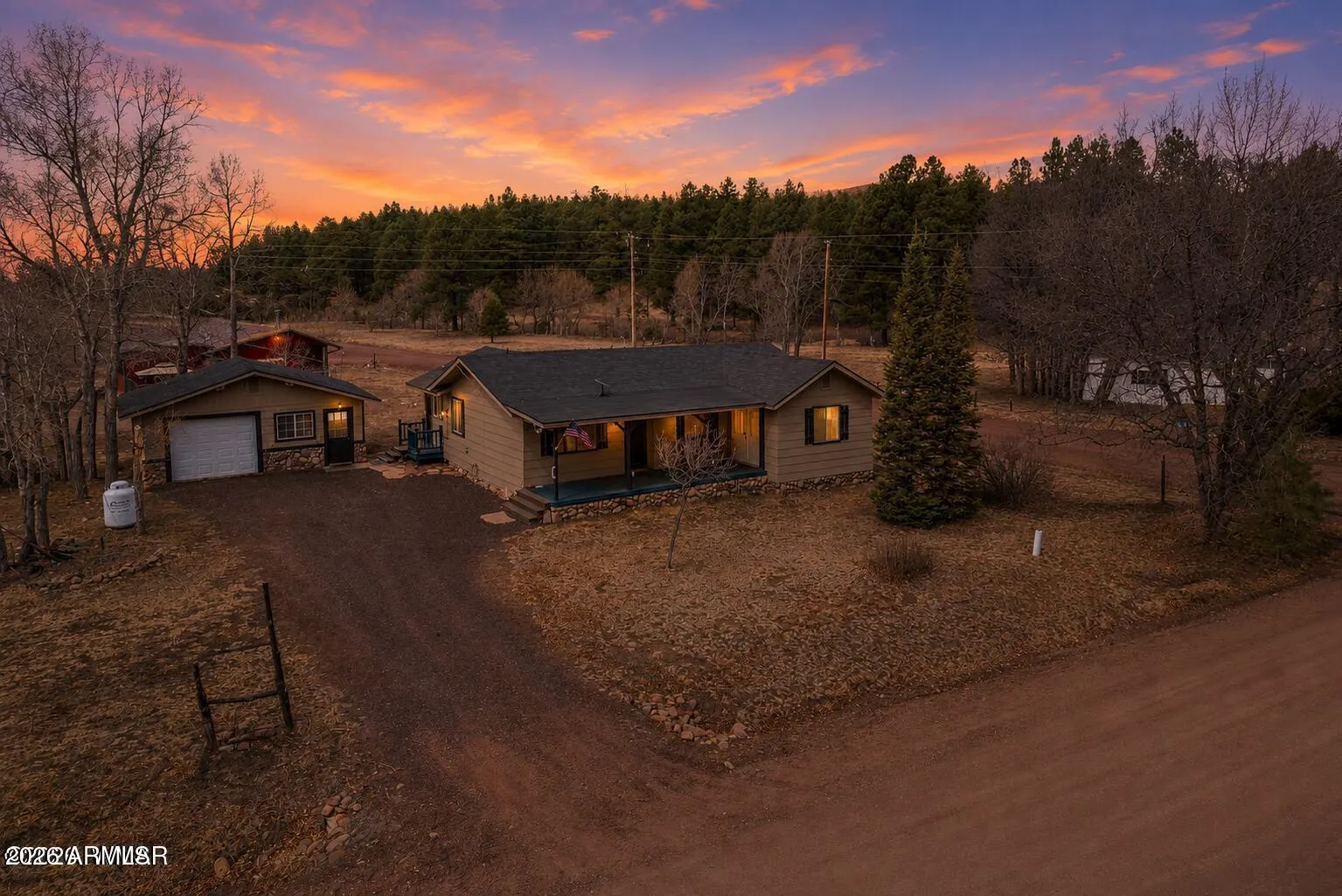 552 RIM Drive, Pinedale, AZ 85934 — Photo 1 of 44
