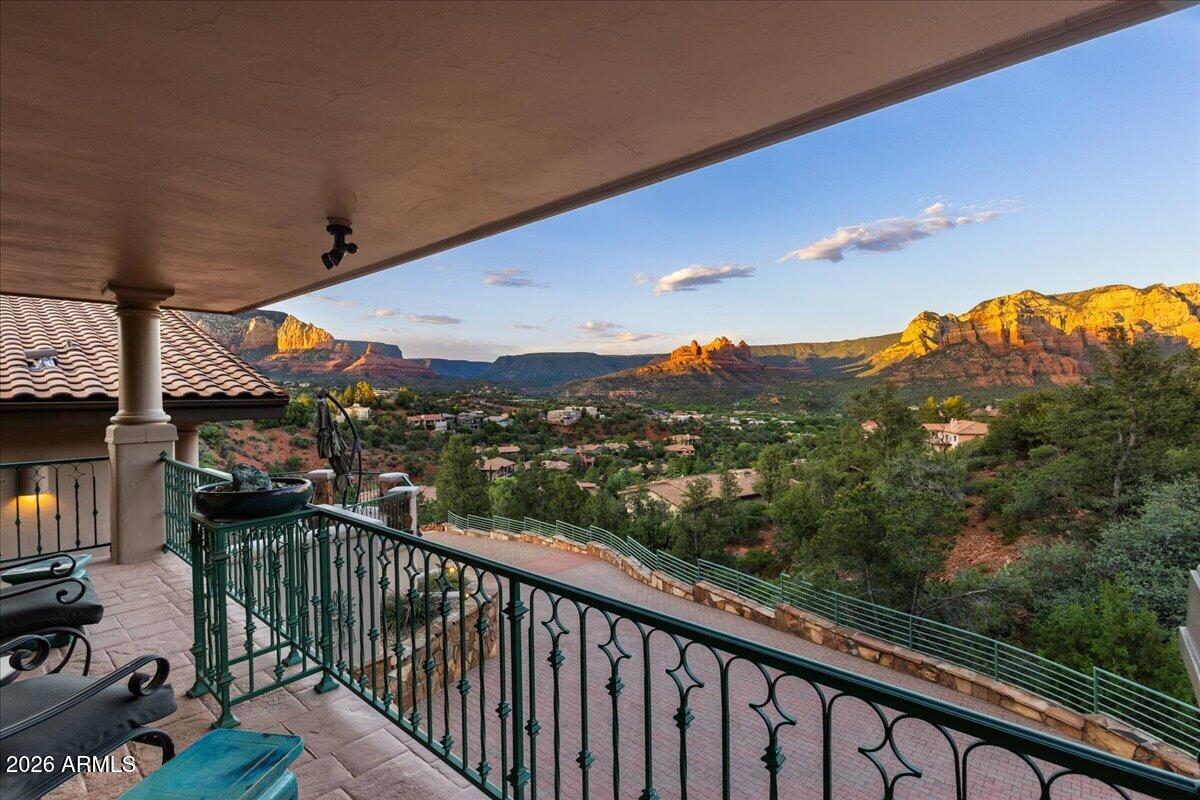 120 LES SPRINGS Drive, Sedona, AZ 86336 — Photo 1 of 87