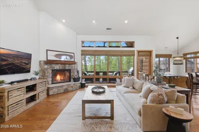 2649 S BLUEBIRD Court, Flagstaff, AZ 86005