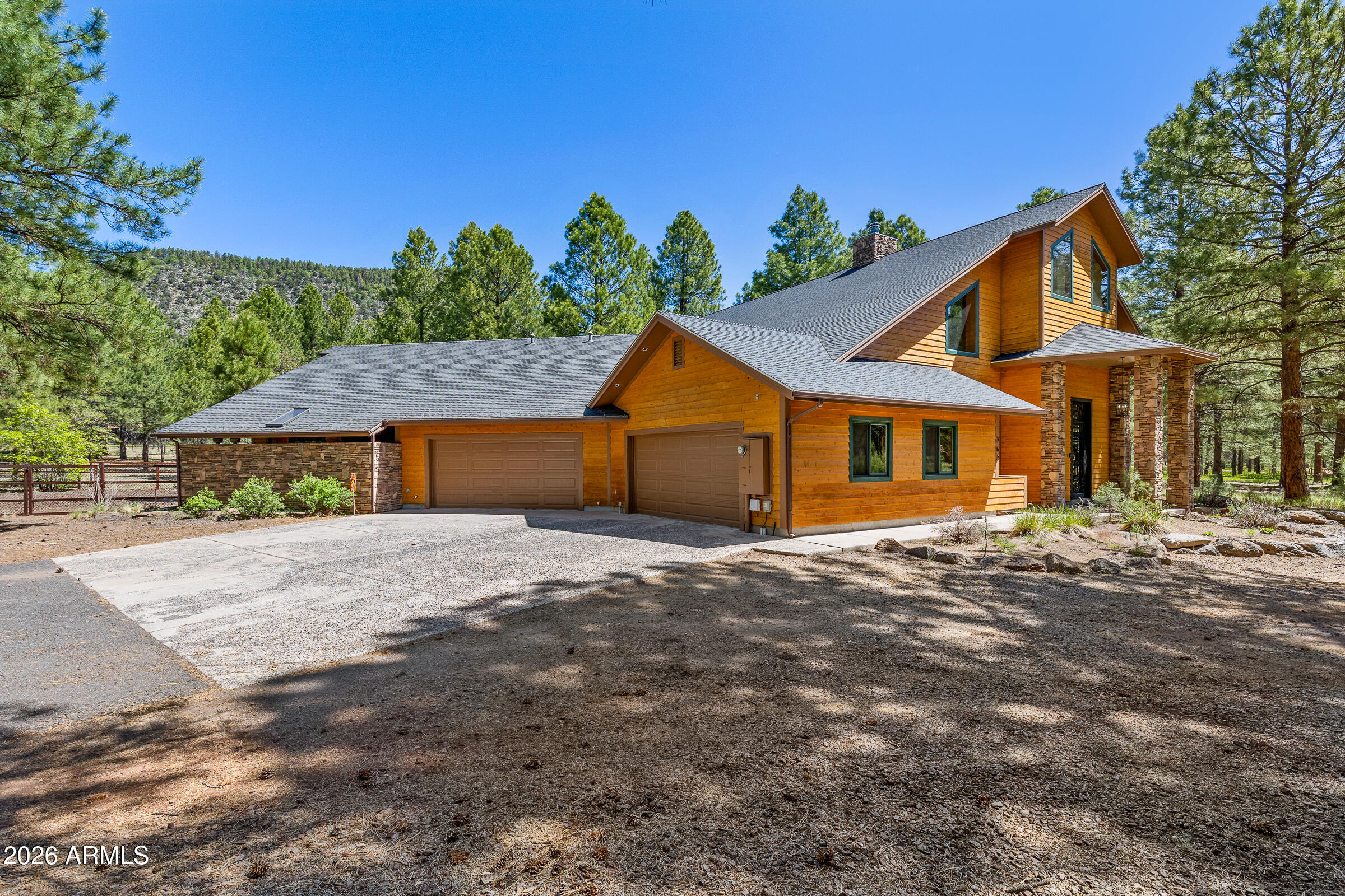 763 E FLAT ROCK Ridge, Flagstaff, AZ 86001 — Photo 1 of 79