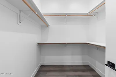 Thumbnail 27