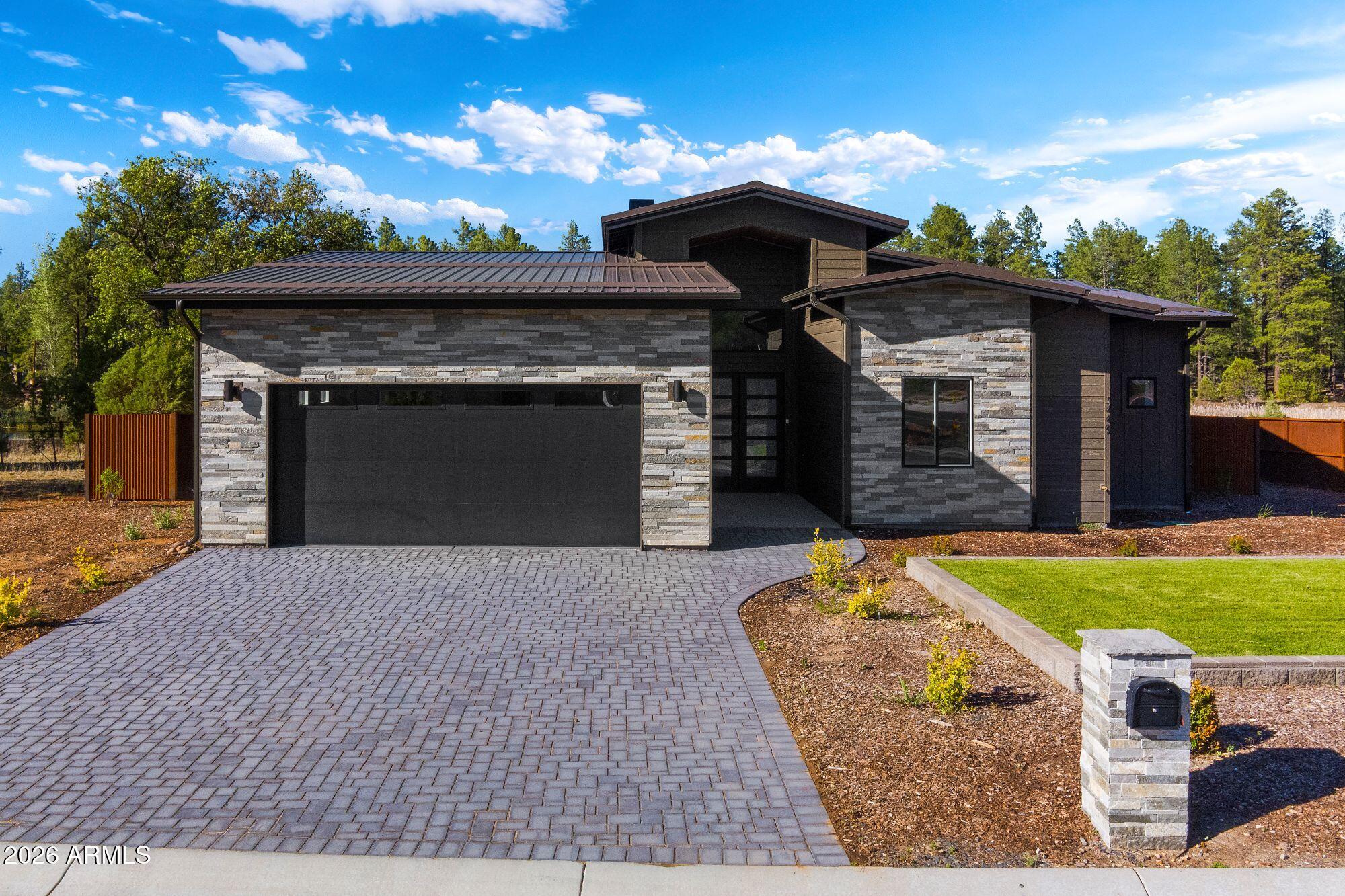 3449 NE Bear Mountain Drive Drive E 15, Pinetop-Lakeside, AZ 85929 — Photo 1 of 76
