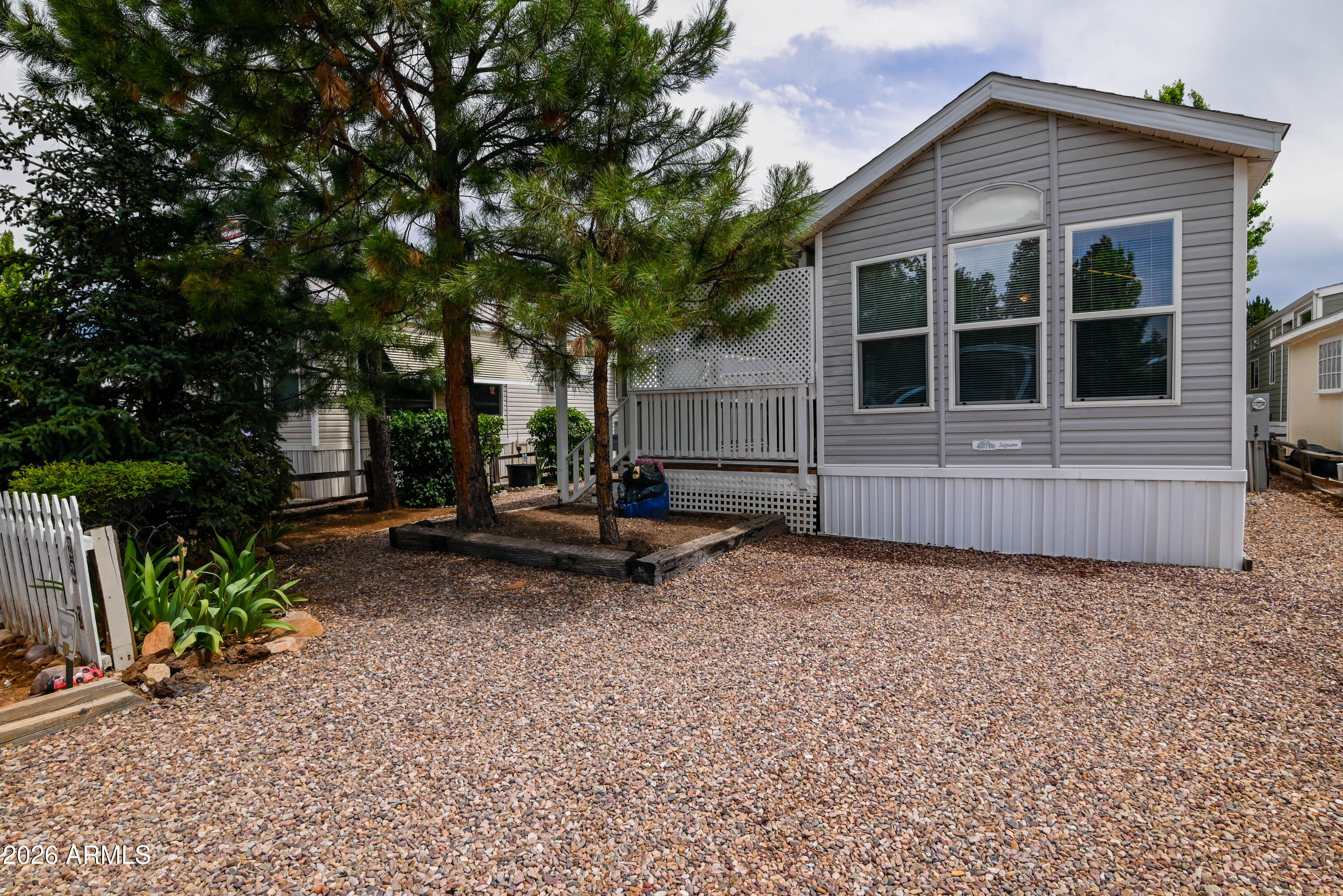 2263 HANGING TREE Lane, Overgaard, AZ 85933 — Photo 1 of 16